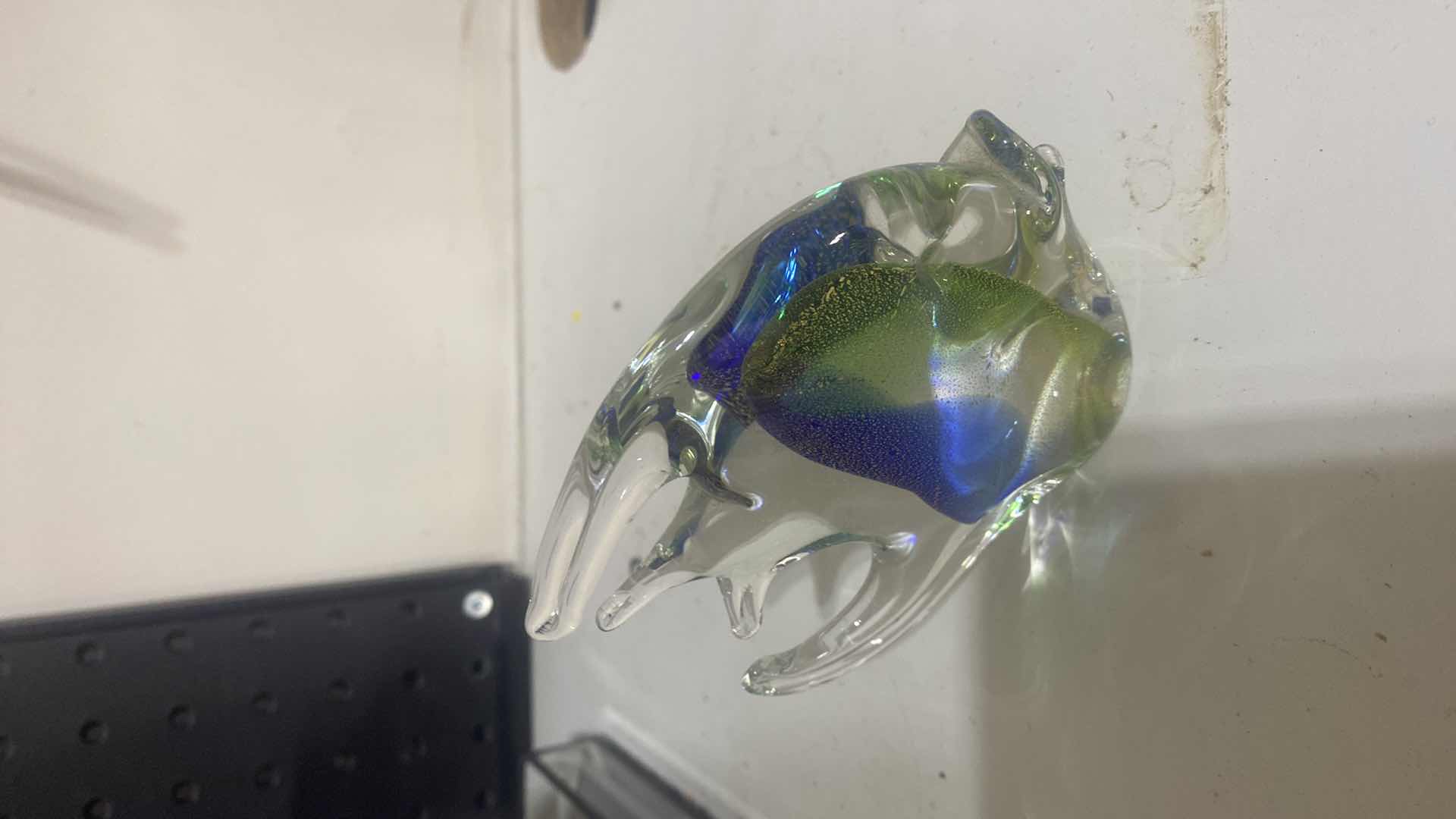 Photo 1 of GLASS PINEAPPLE WITH BRASS TOP H9 1/2” & GLASS FISH H4”