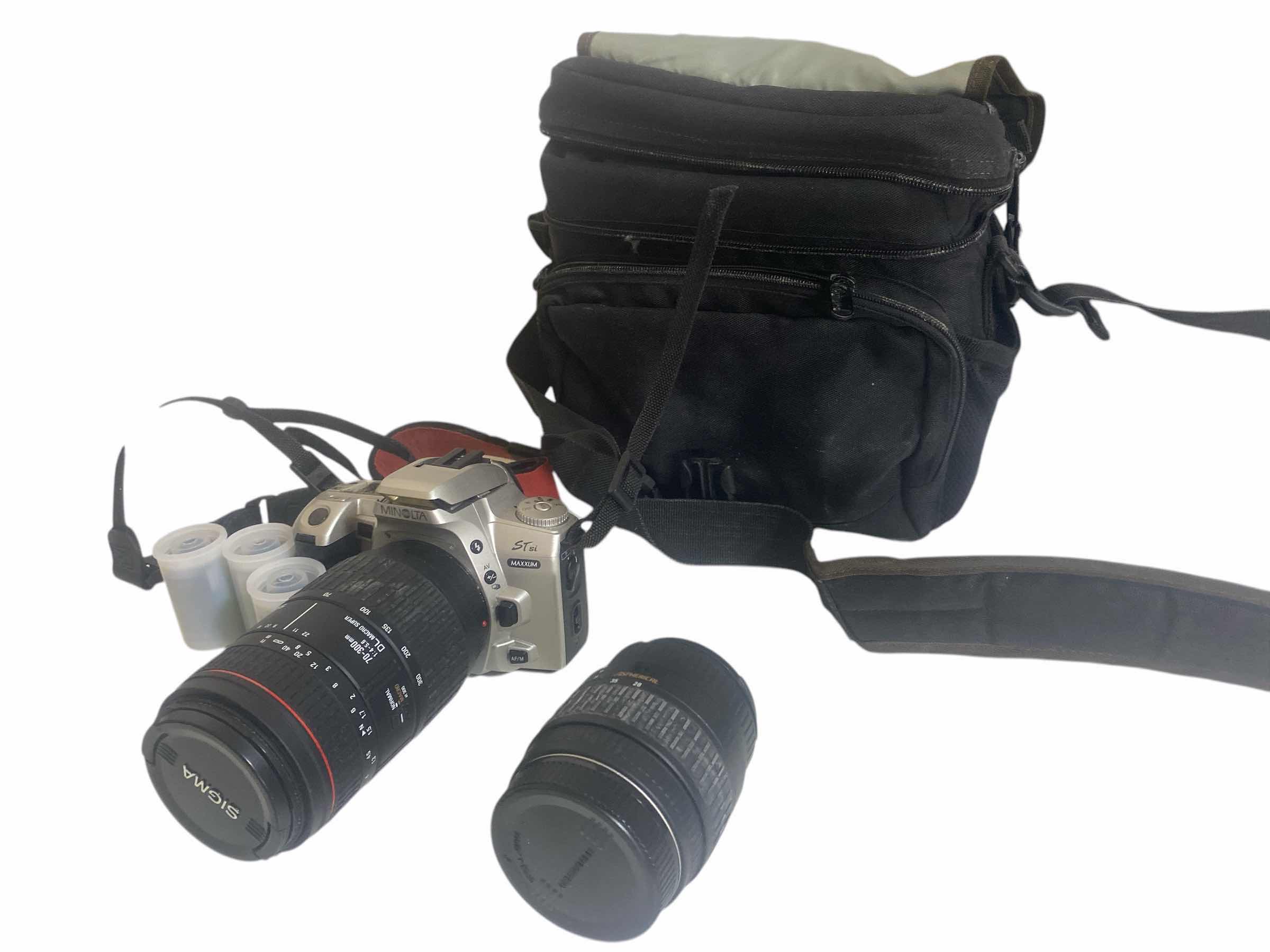 Photo 1 of MINOLTA CAMERA WITH EXTRA LENS & BAG