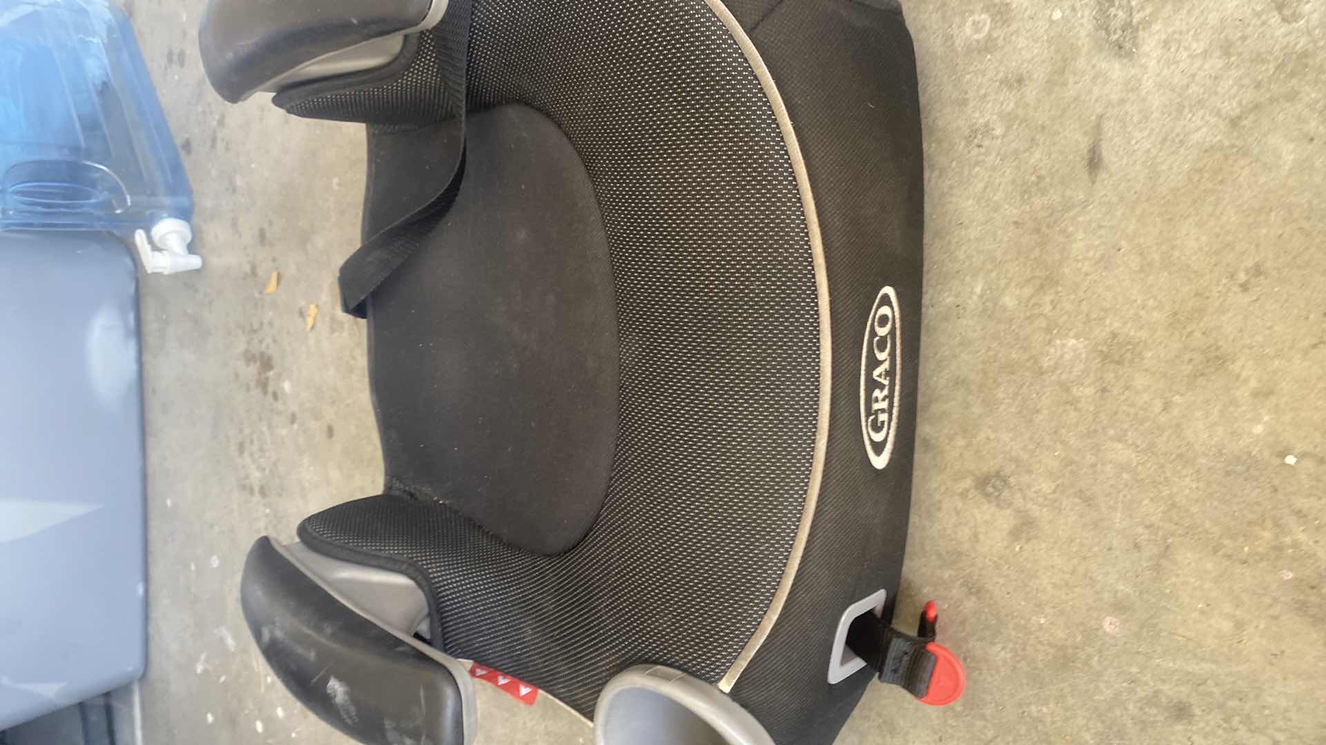 Photo 1 of GRACO BOOSTER SEAT