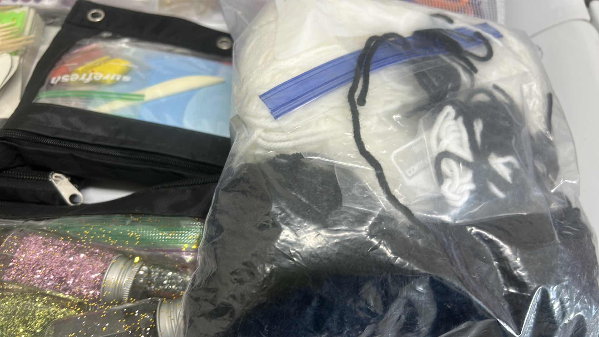 Photo 7 of CHILDRENS CRAFT ASSORTMENT