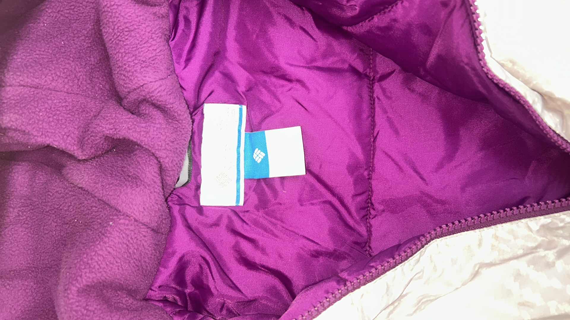 Photo 7 of CHILDRENS SNOW CLOTHING