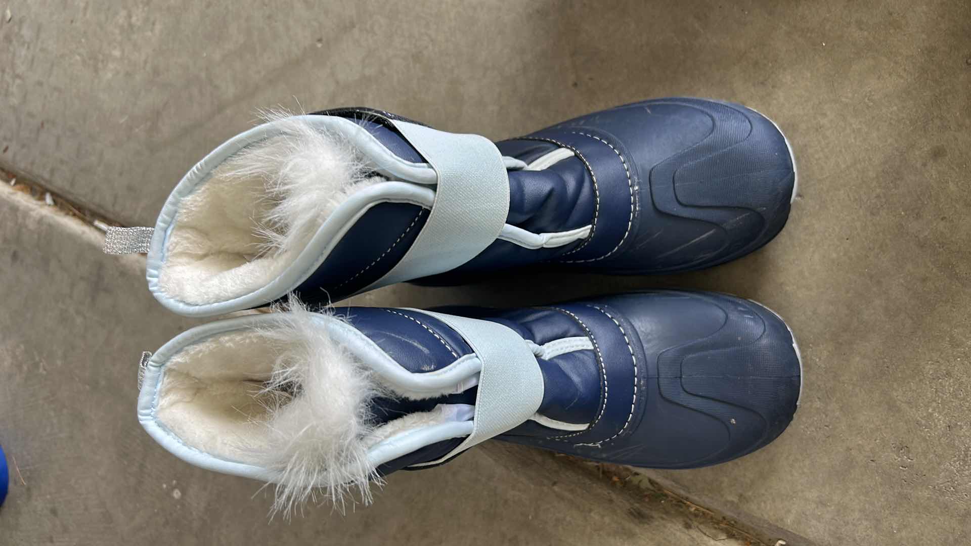 Photo 1 of 3 CHILDRENS BOOTS SIZE 2, SIZE 4, SIZE 6