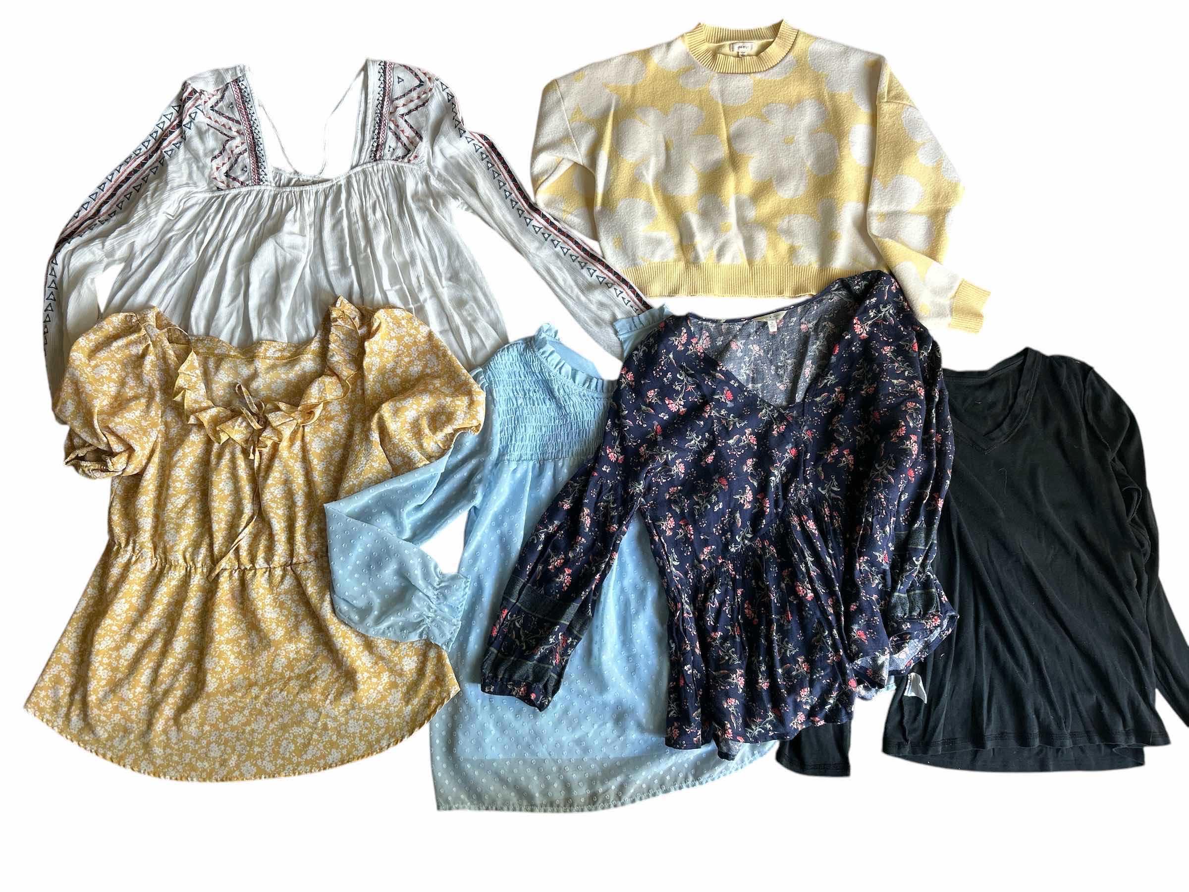 Photo 1 of 6 PC WOMENS BLOUSES SIZE MED