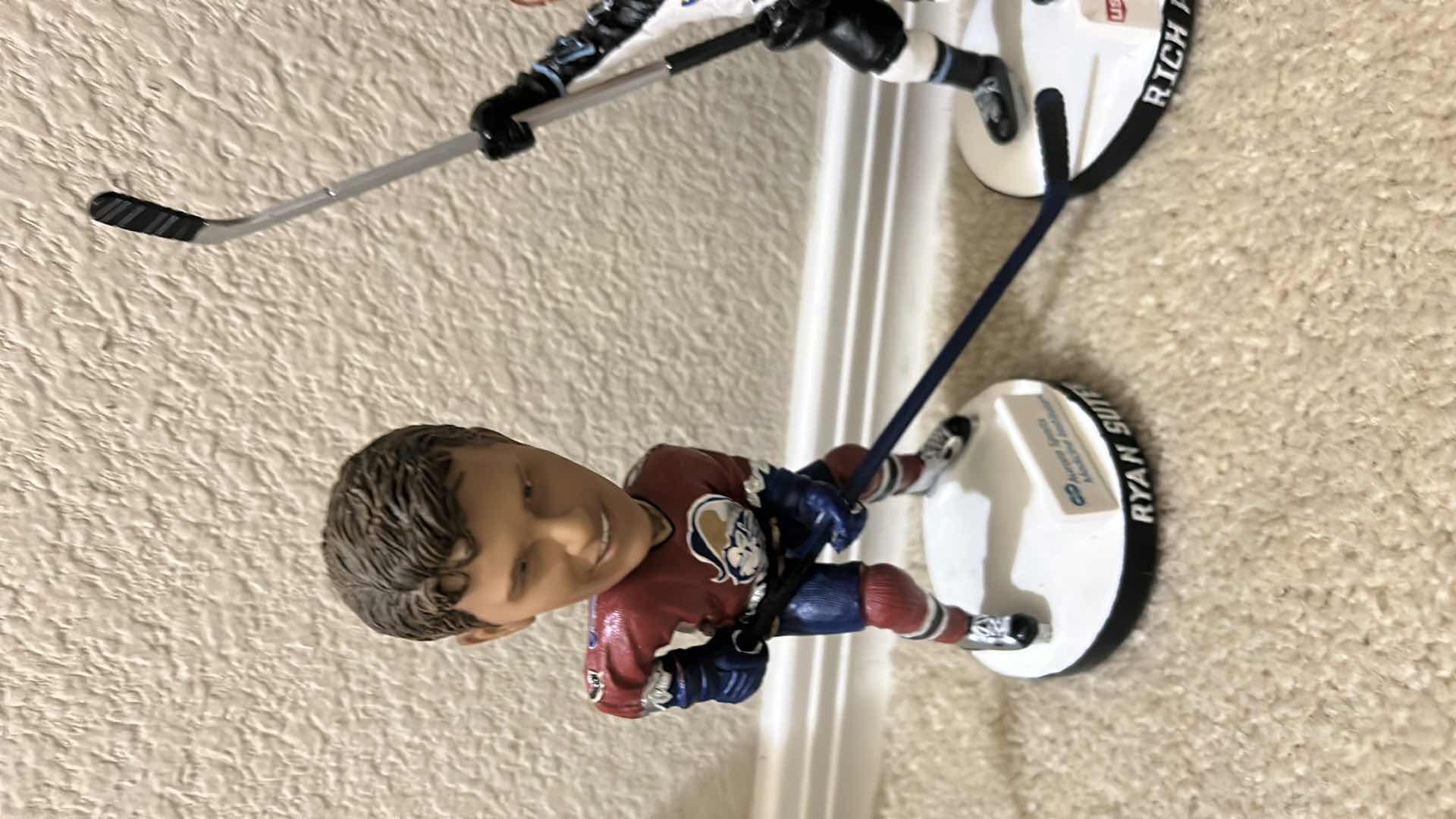 Photo 2 of 2 HOCKEY BOBBLEHEADS