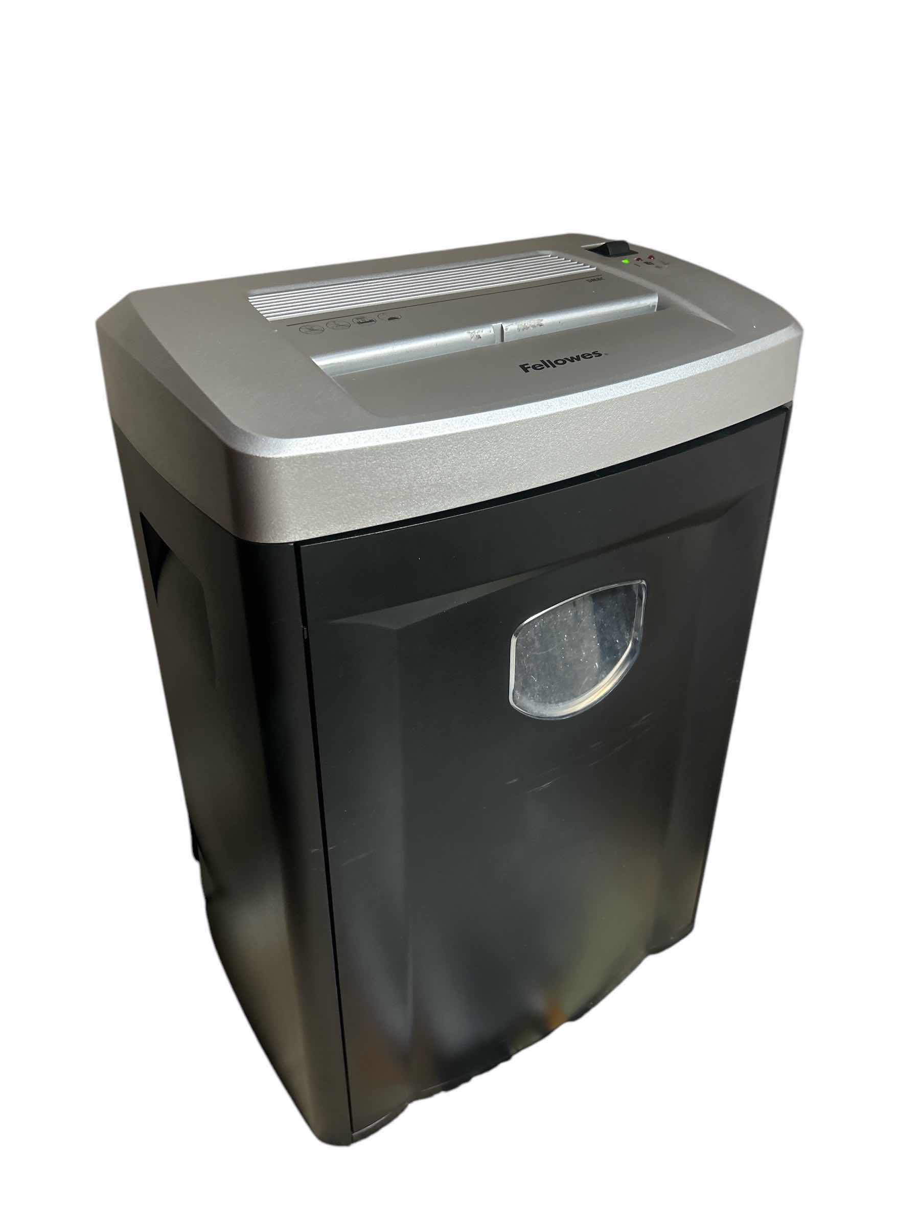 Photo 1 of FELLOWES SHREDDER
