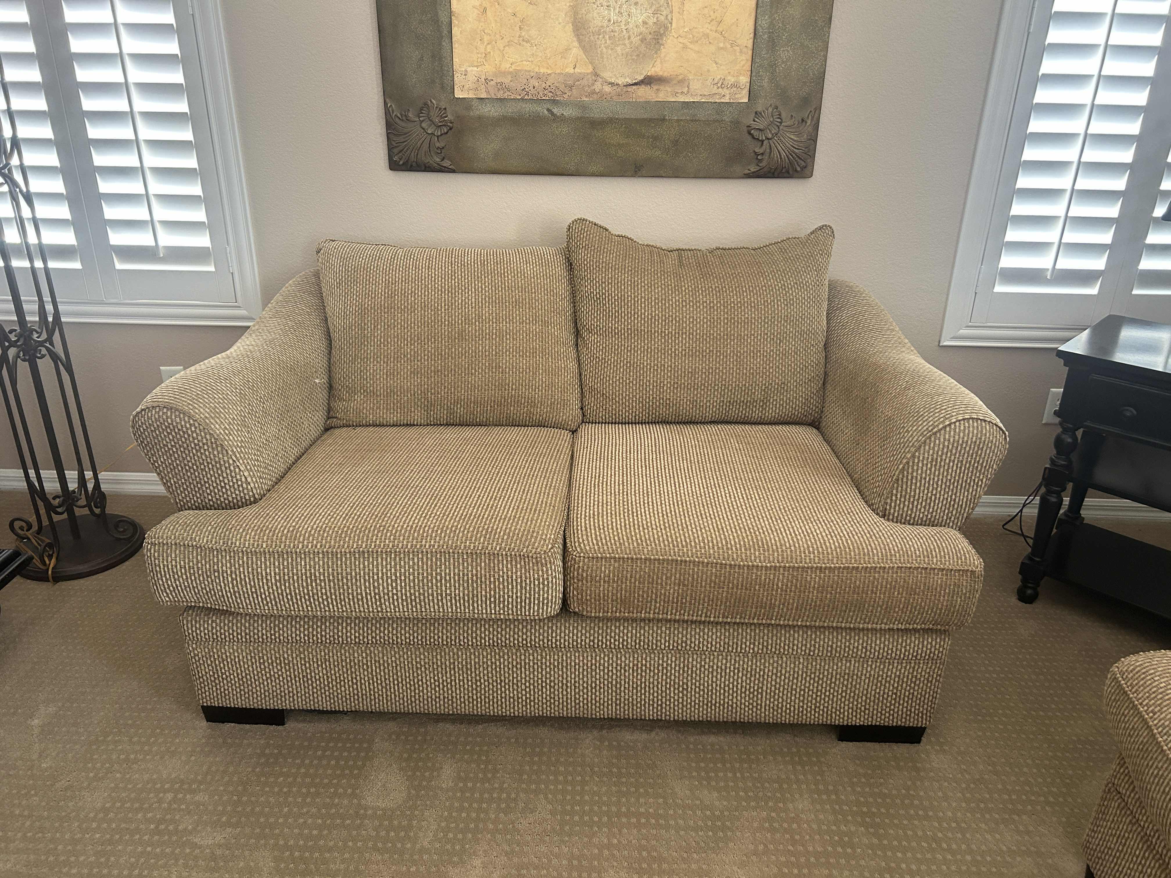 Photo 1 of 6’ UPHOLSTERED LOVESEAT