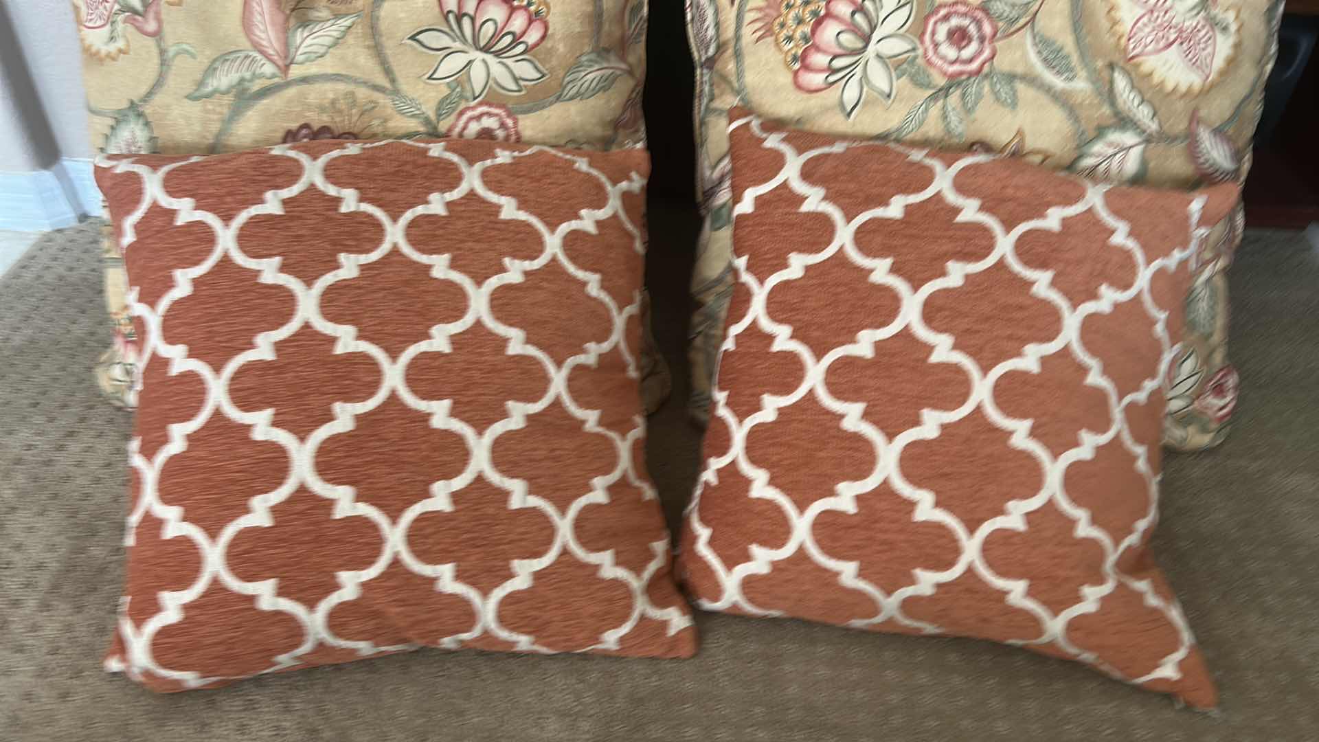 Photo 1 of 4-ACCENT PILLOWS (LARGEST 22” x 22”)