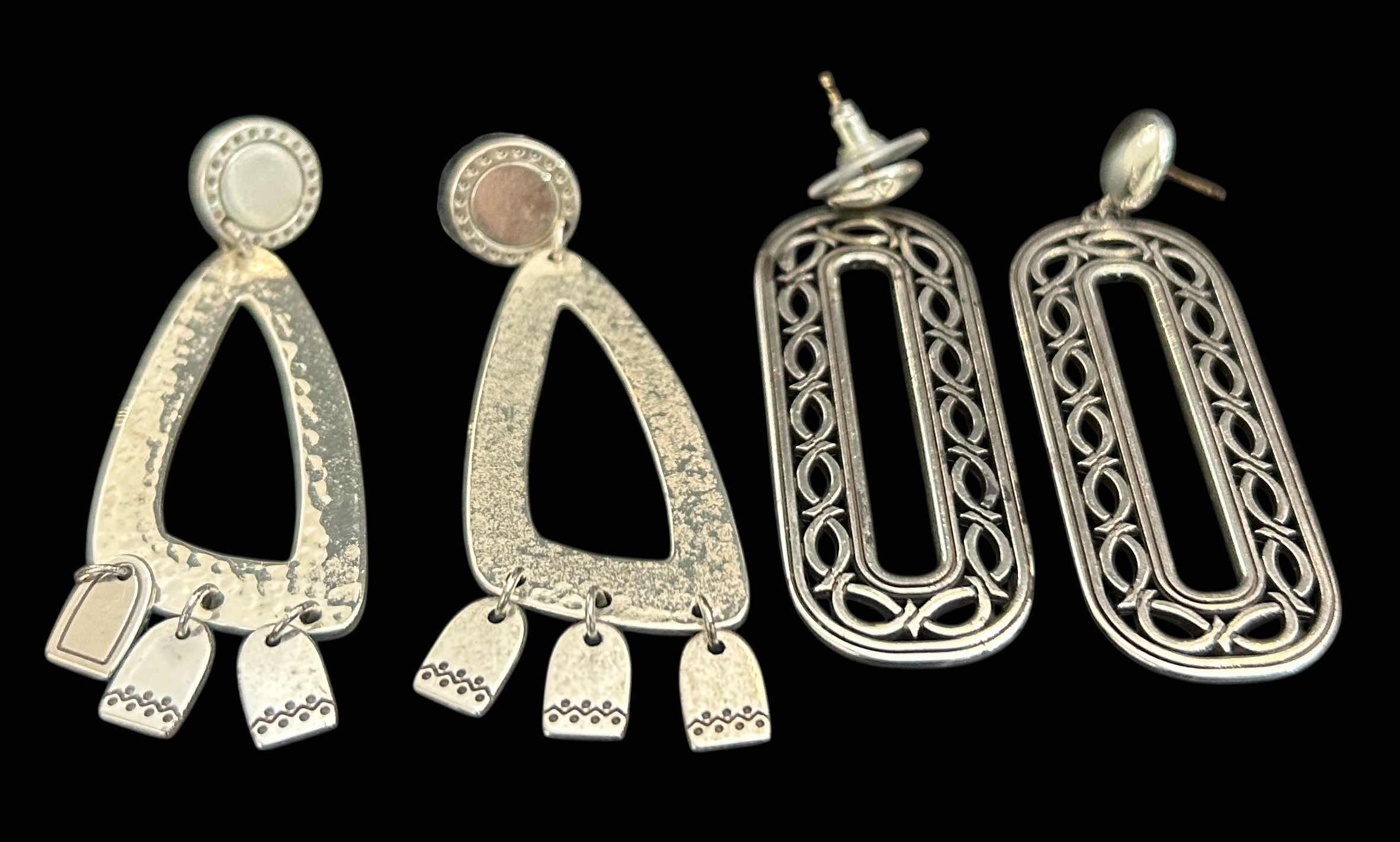 Photo 1 of 2 PRS-BRIGHTON SILVER-TONE DANGLED PIERCED EARRINGS