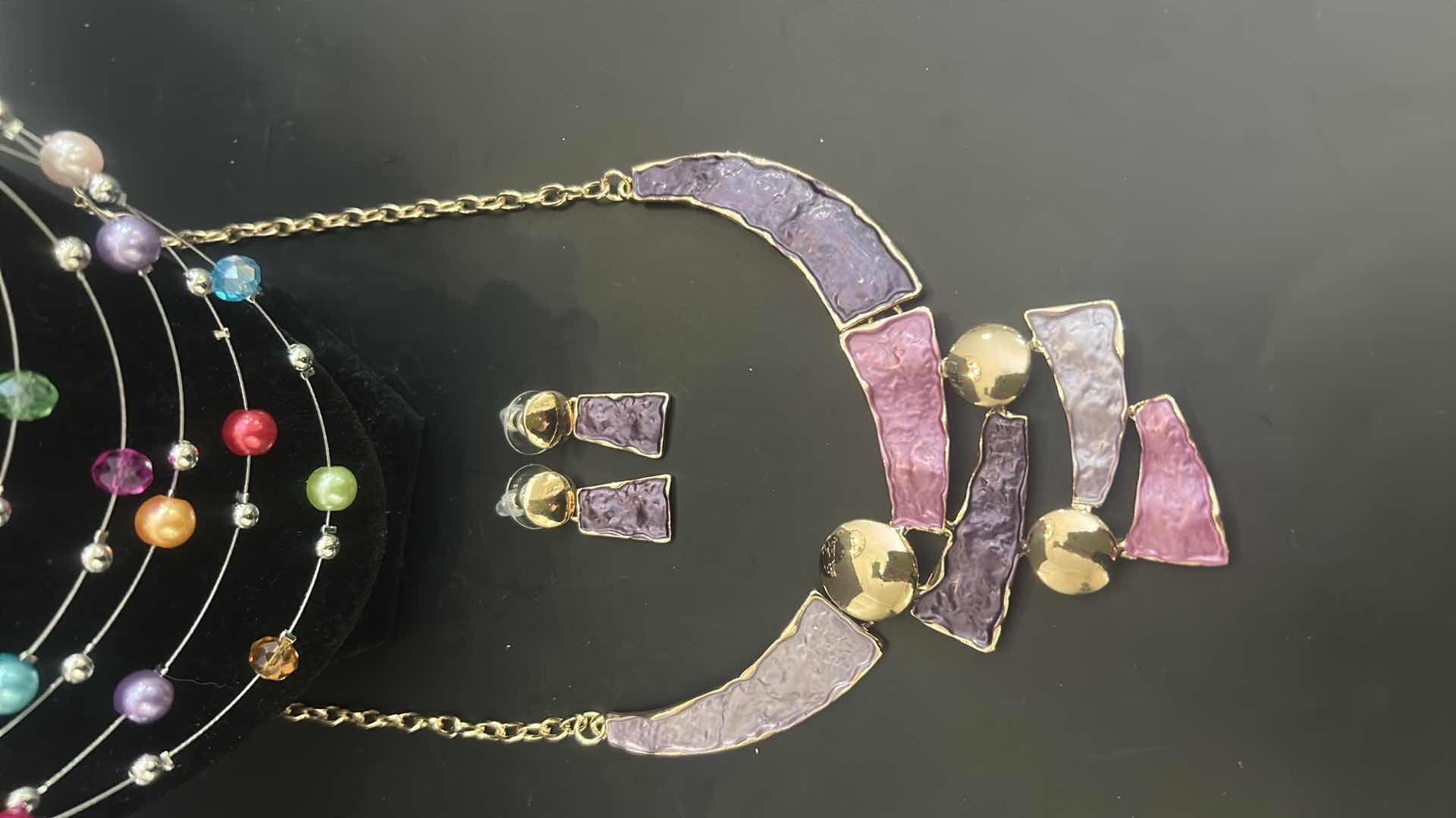 Photo 1 of CHOKER GOLD ENAMELED GEOMETRIC MULTICOLORED NECKLACE W MATCHING EARRINGS, CHOKER BEAD NECKLACE W JEWELED EARRINGS