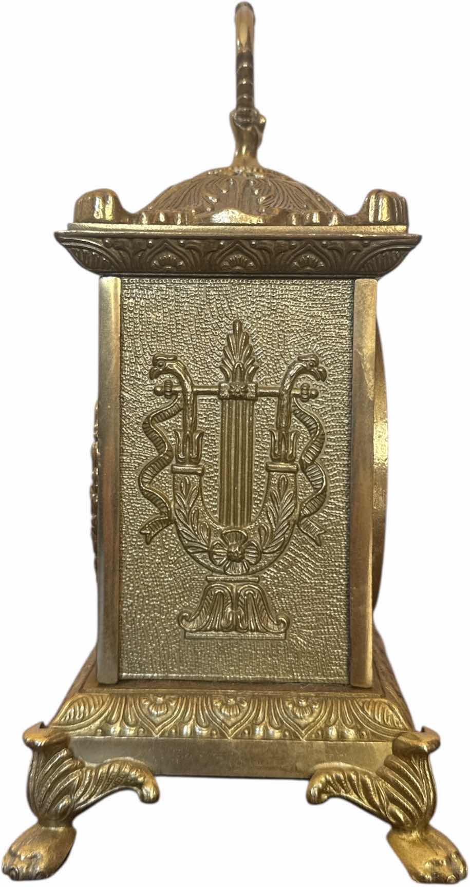 Photo 1 of ANTIQUE FRENCH STYLE BRASS MANTLE CLOCK

6” X 5” X H10”