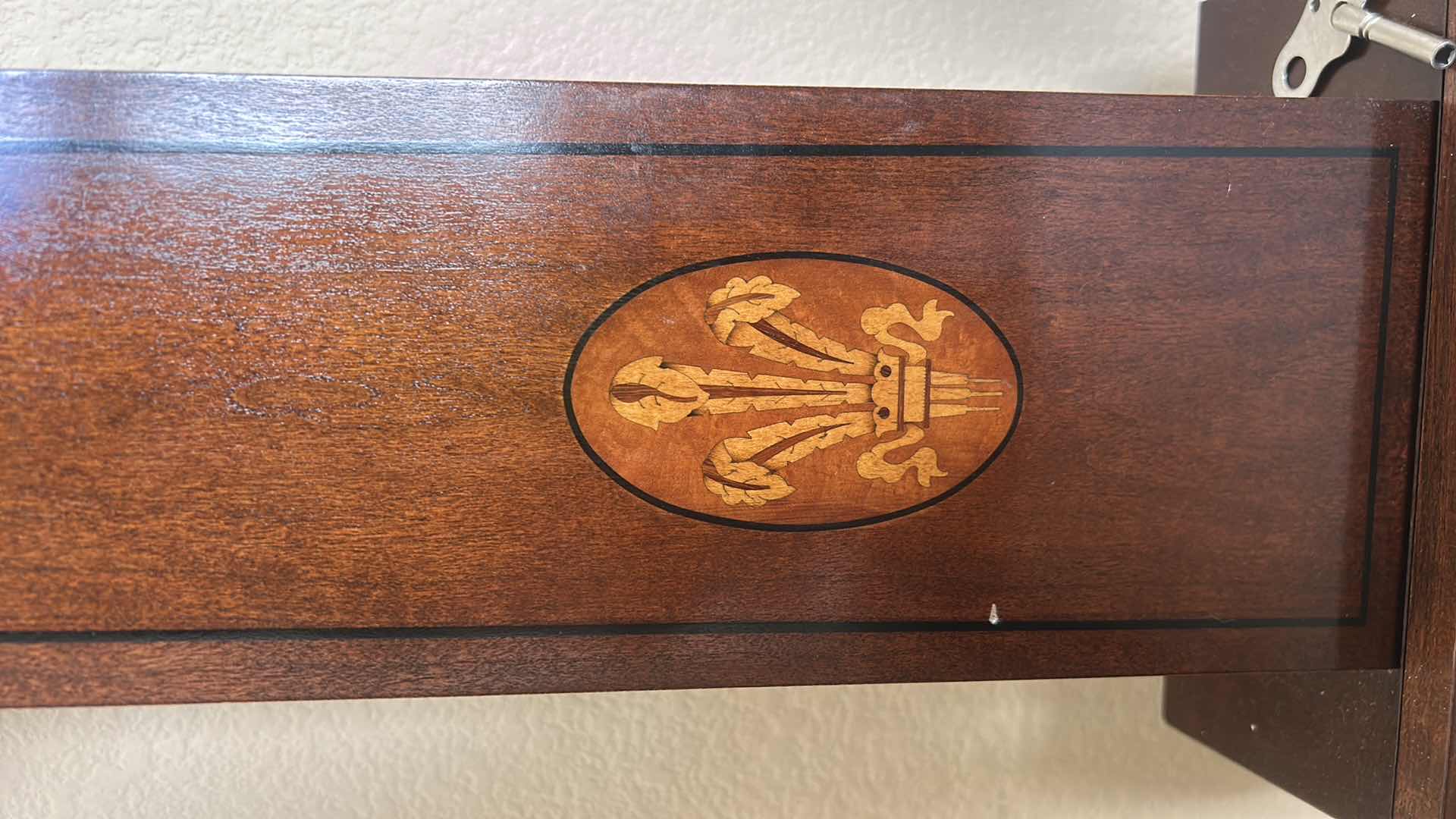 Photo 1 of VINTAGE HOWARD MILLER AMBASSADOR COLLECTION BANJO  CLOCK H3’