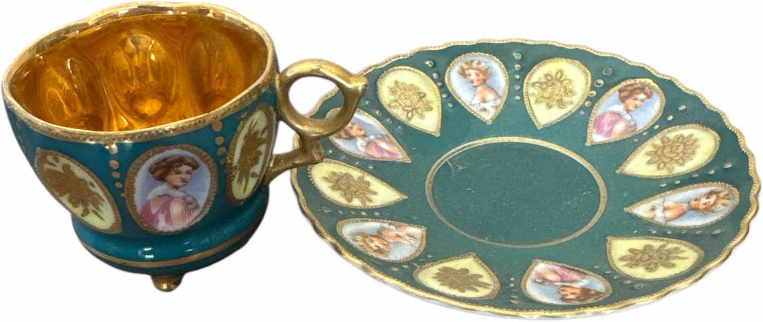 Photo 2 of 3 VINTAGE PORCELAIN JAPANESE TEACUPS WITH SAUCERS, AND GLASS METAL CANDLE HOLDER

H9” AND SMALLER