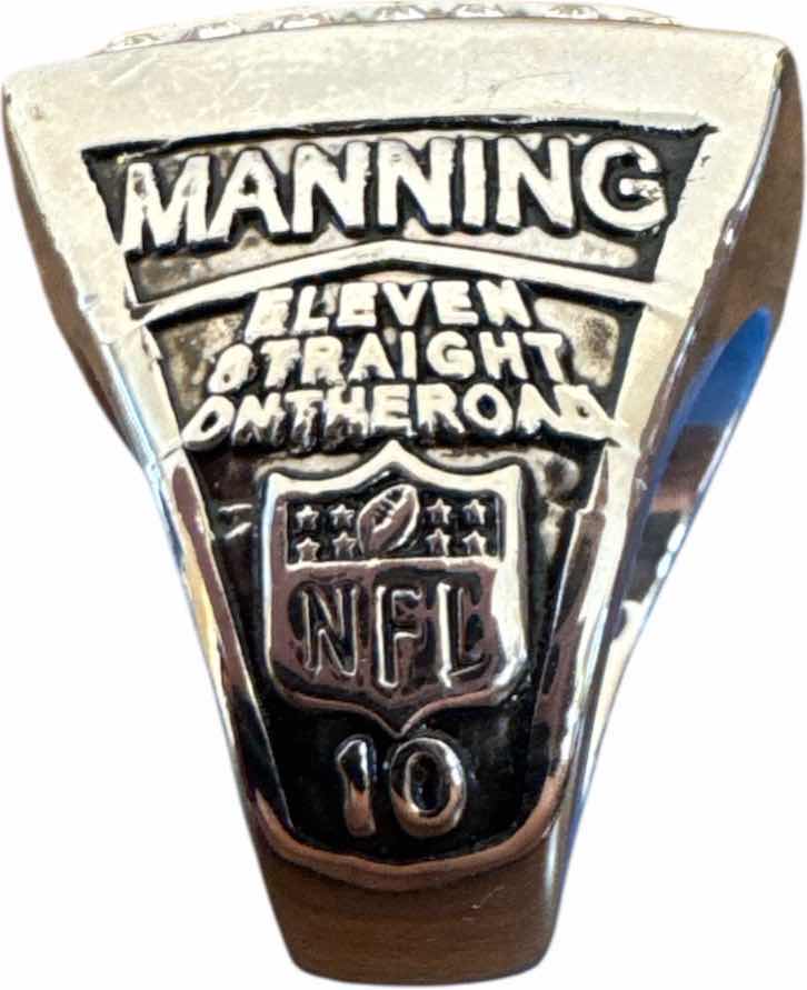 Photo 2 of REPLICA NEW YORK GIANTS SUPER-BOWL CHAMPIONSHIP RING APPROXIMATE SIZE 12