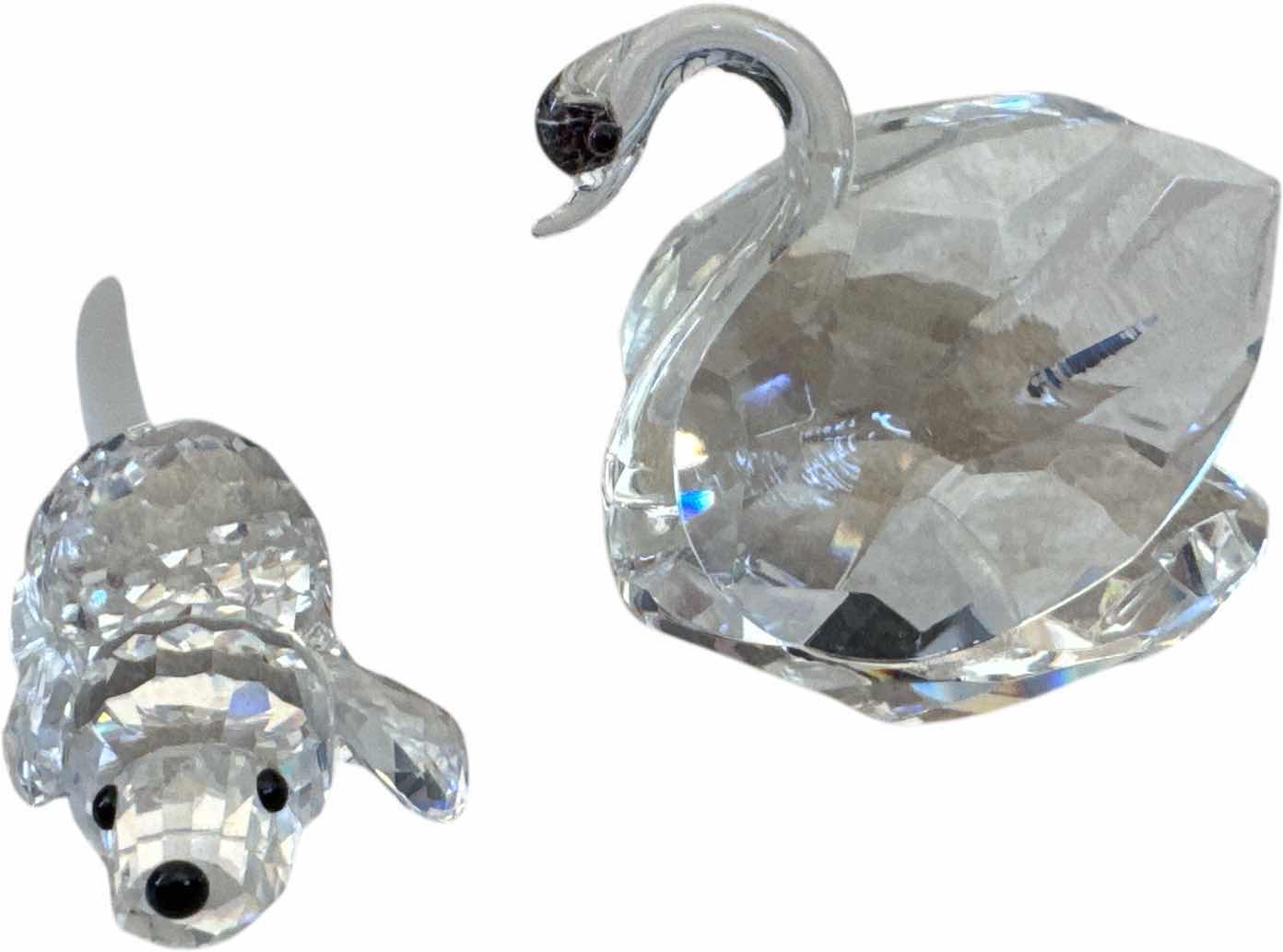 Photo 1 of 6- VINTAGE MINIATURE FIGURINES, HOME DECOR, ANGEL, SWAN, HEN, LADYBUG, CAT, AND DOG COLLECTABLE ITEMS

H2” AND SMALLER