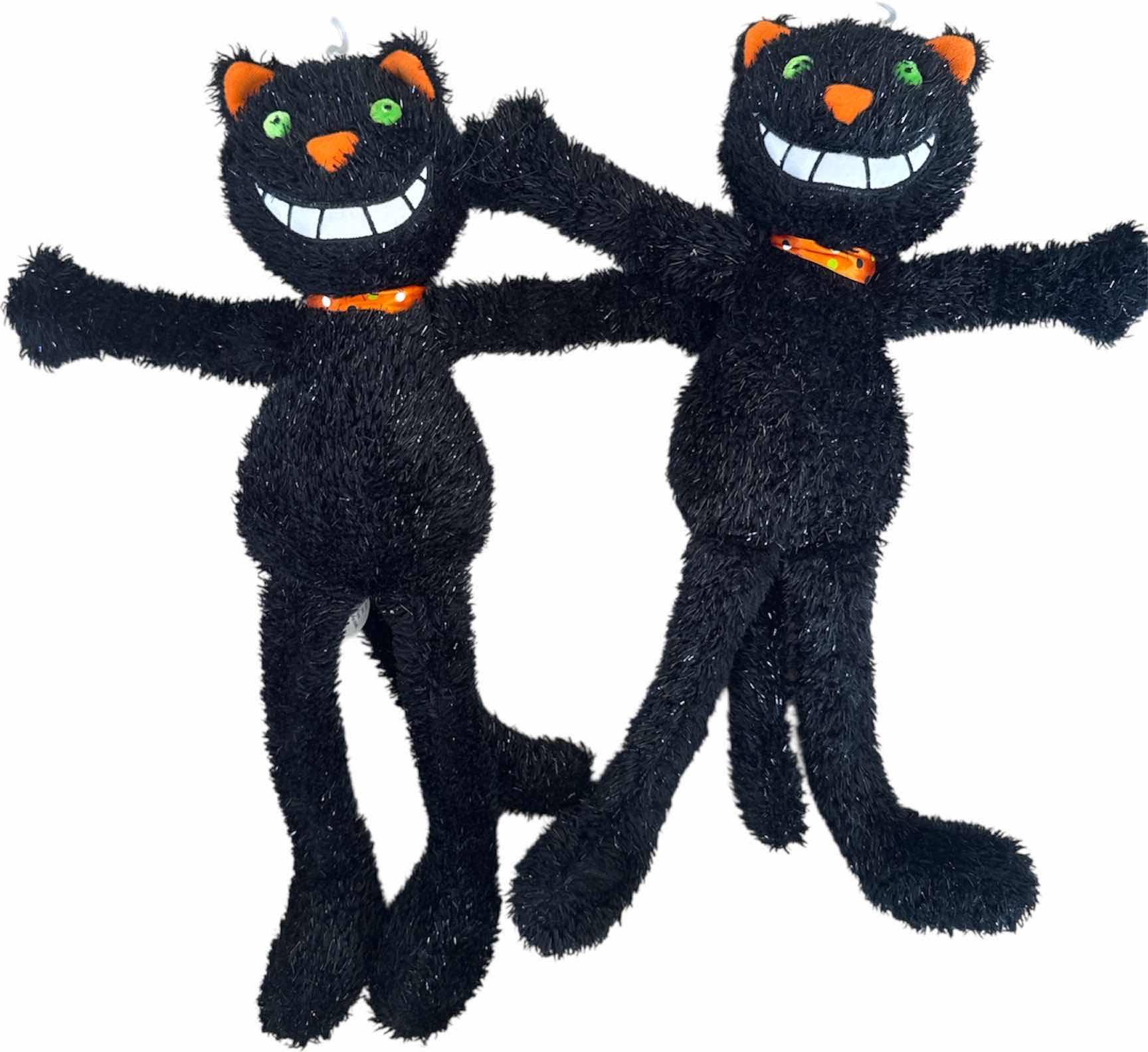 Photo 1 of 6- ASSORTED HOLIDAY DECOR, HALLOWEEN 

H14” AND SMALLER