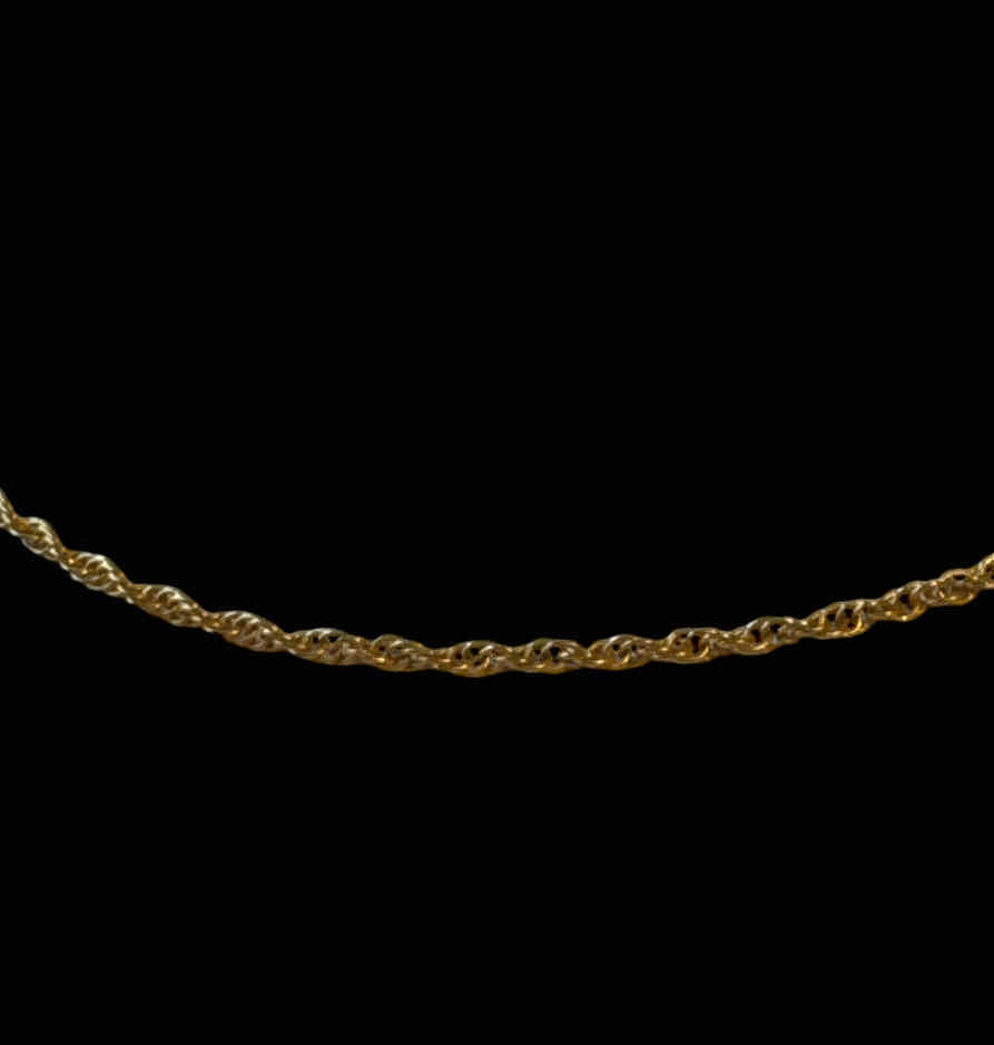 Photo 1 of 18K GOLD PLATED ROPE CHAIN NECKLACE, JEWELRY

NECKLACE 
20”