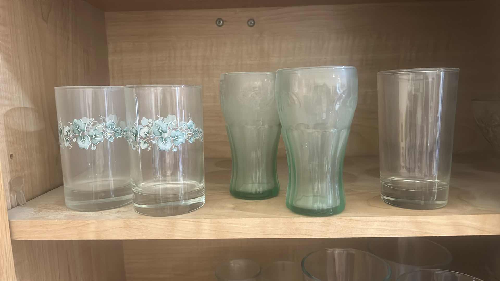 Photo 1 of 3 SHELVES - GLASSWARE