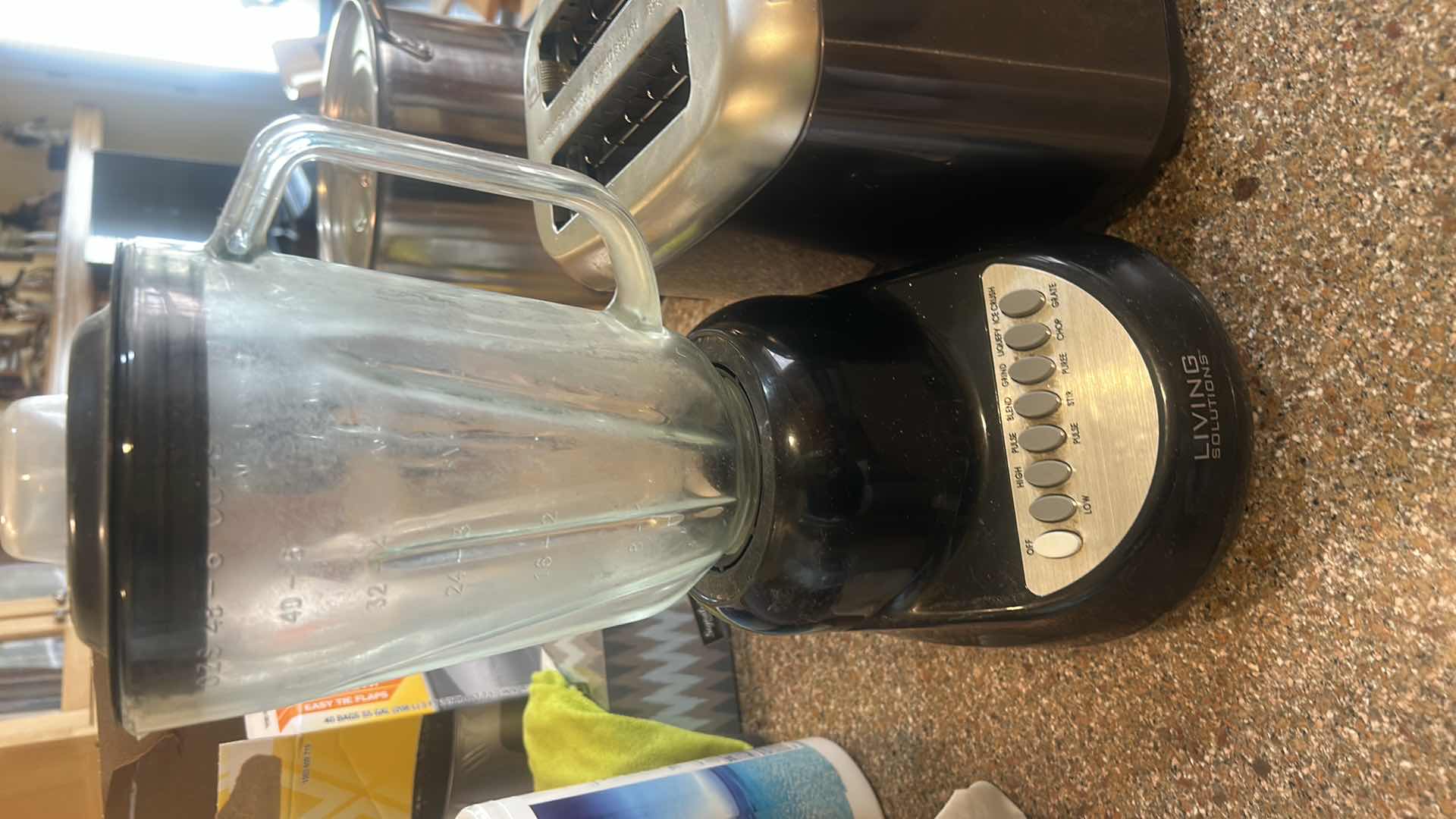 Photo 1 of 3 KITCHEN APPLIANCES/ BLENDER, BLACK & DECKER TOASTER & GINNYS WAFFLE IRON