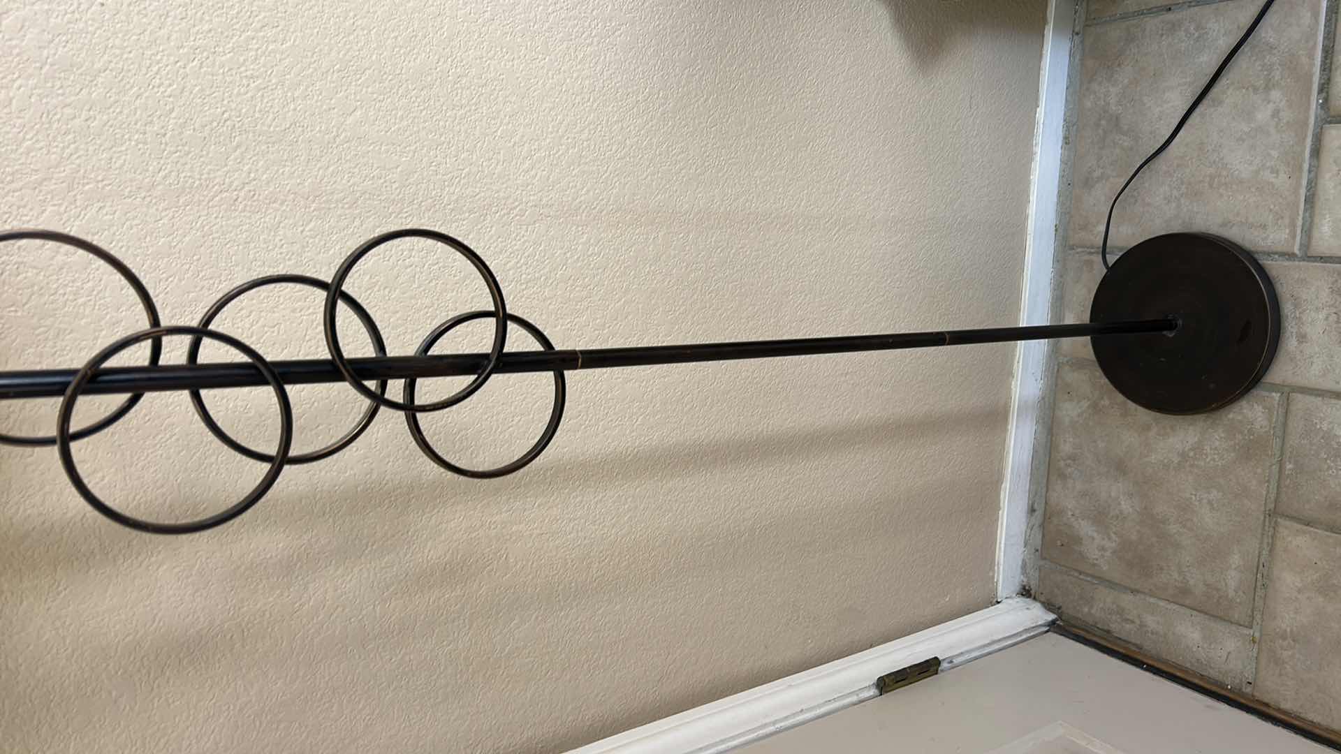 Photo 1 of 5’ METAL FLOOR LAMP