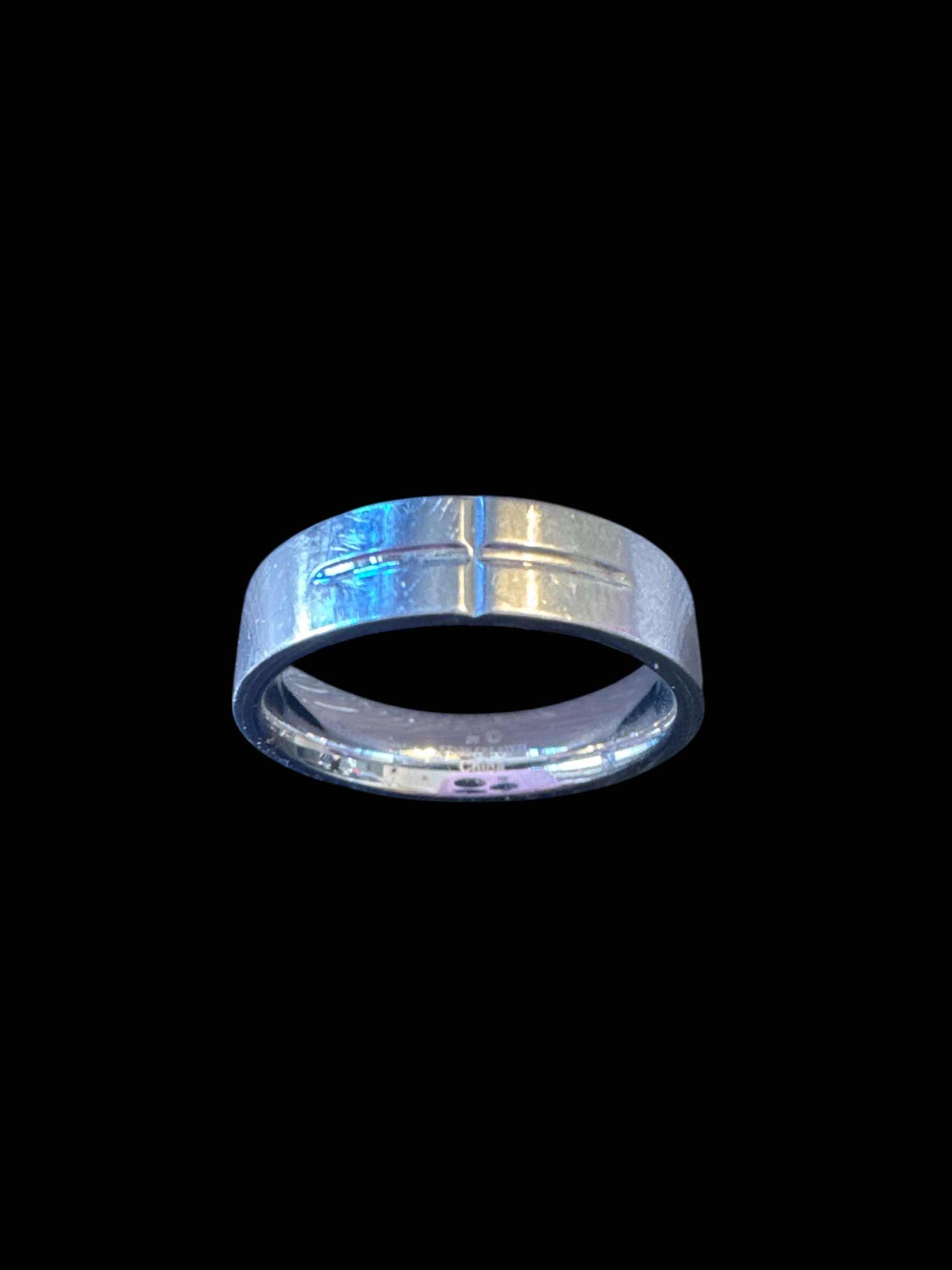 Photo 2 of 2- MENS RING SILVER TONE, APPROXIMATE SIZE 8