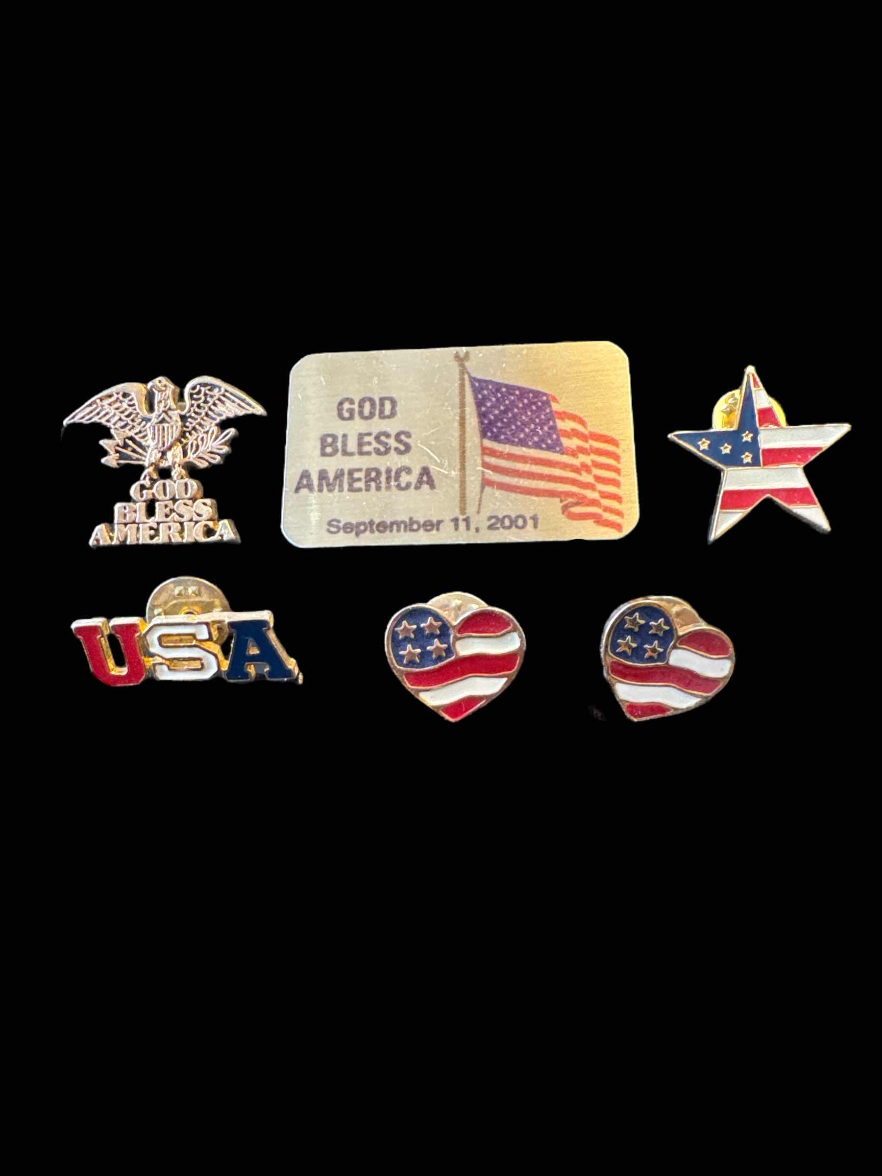 Photo 1 of 10- VINTAGE ASSORTED USA PATRIOTIC PINS, GOLD TONE 

D1.5” AND SMALLER