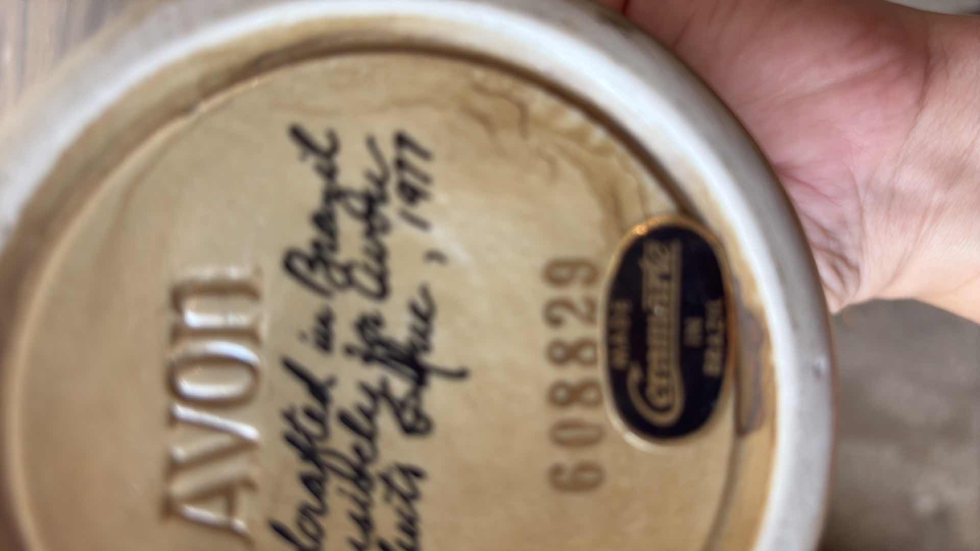 Photo 1 of AVON STEIN MADE IN BRAZIL 9”