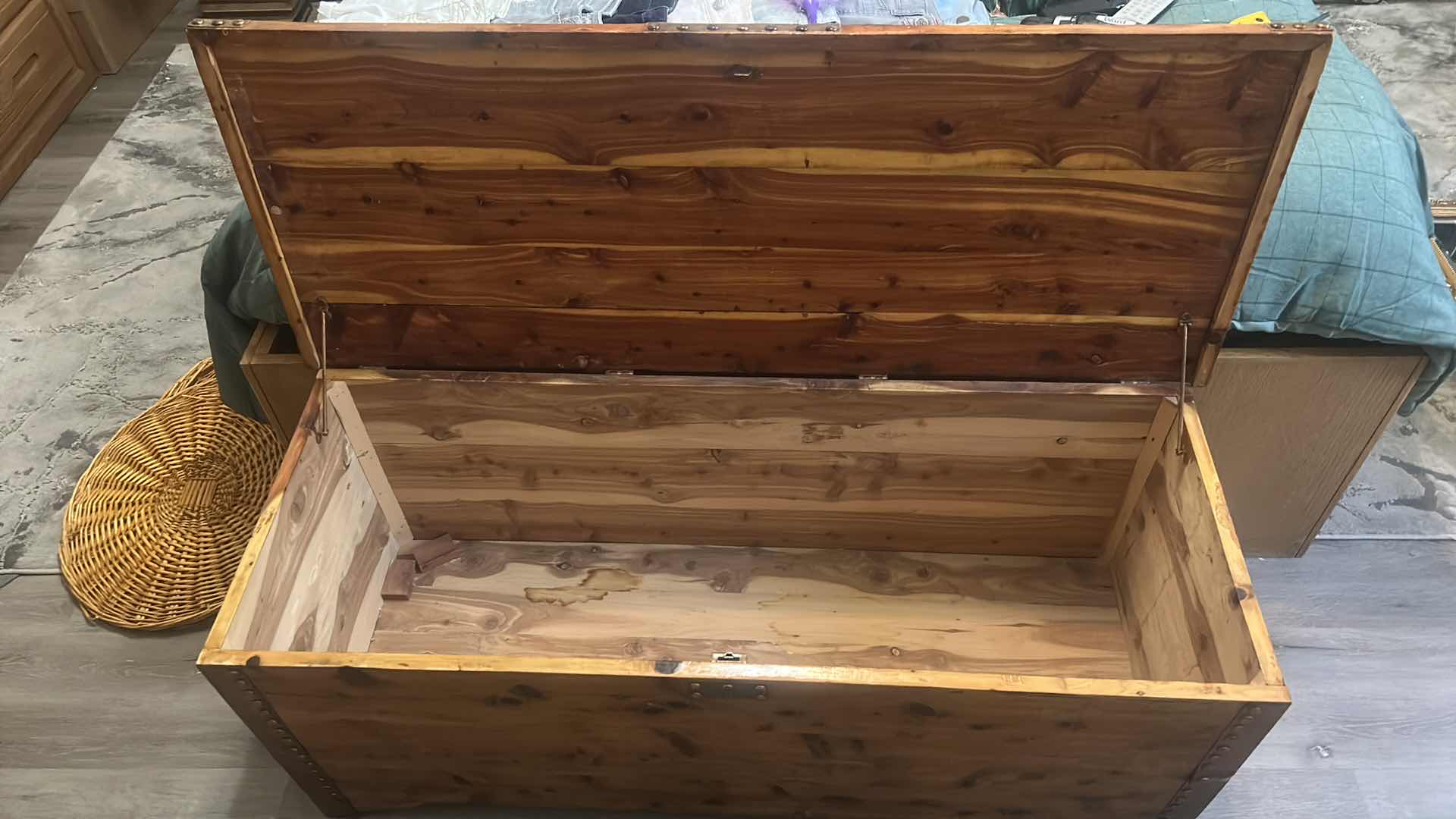 Photo 1 of VINTAGE CHEST 47 1/2“ x 18 1/4“ x H19“