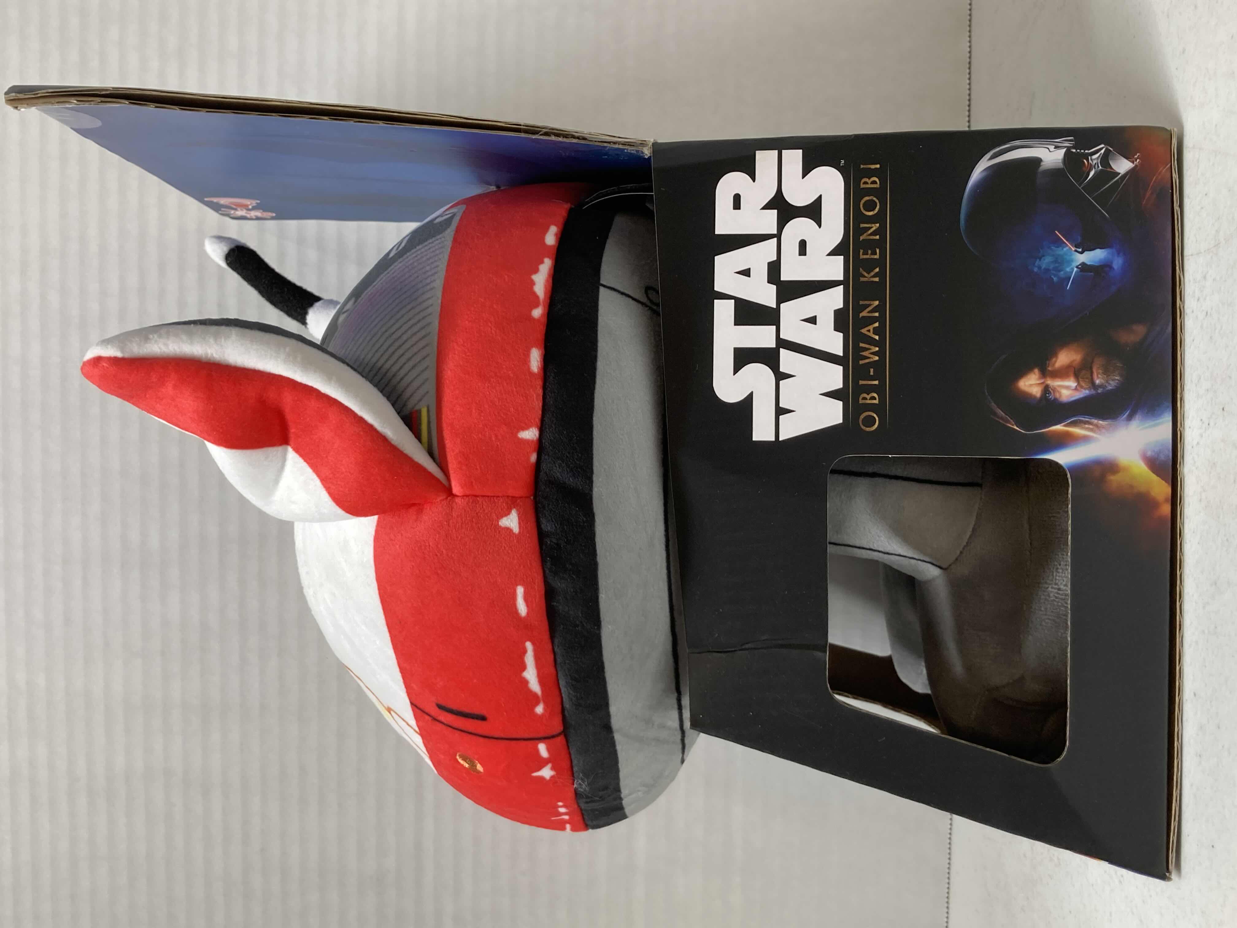 Photo 1 of NEW STARWARS OBI-WAN KENOBI LOLA LO-LA59 FEATURE PLUSHY TOY 8” X 10”