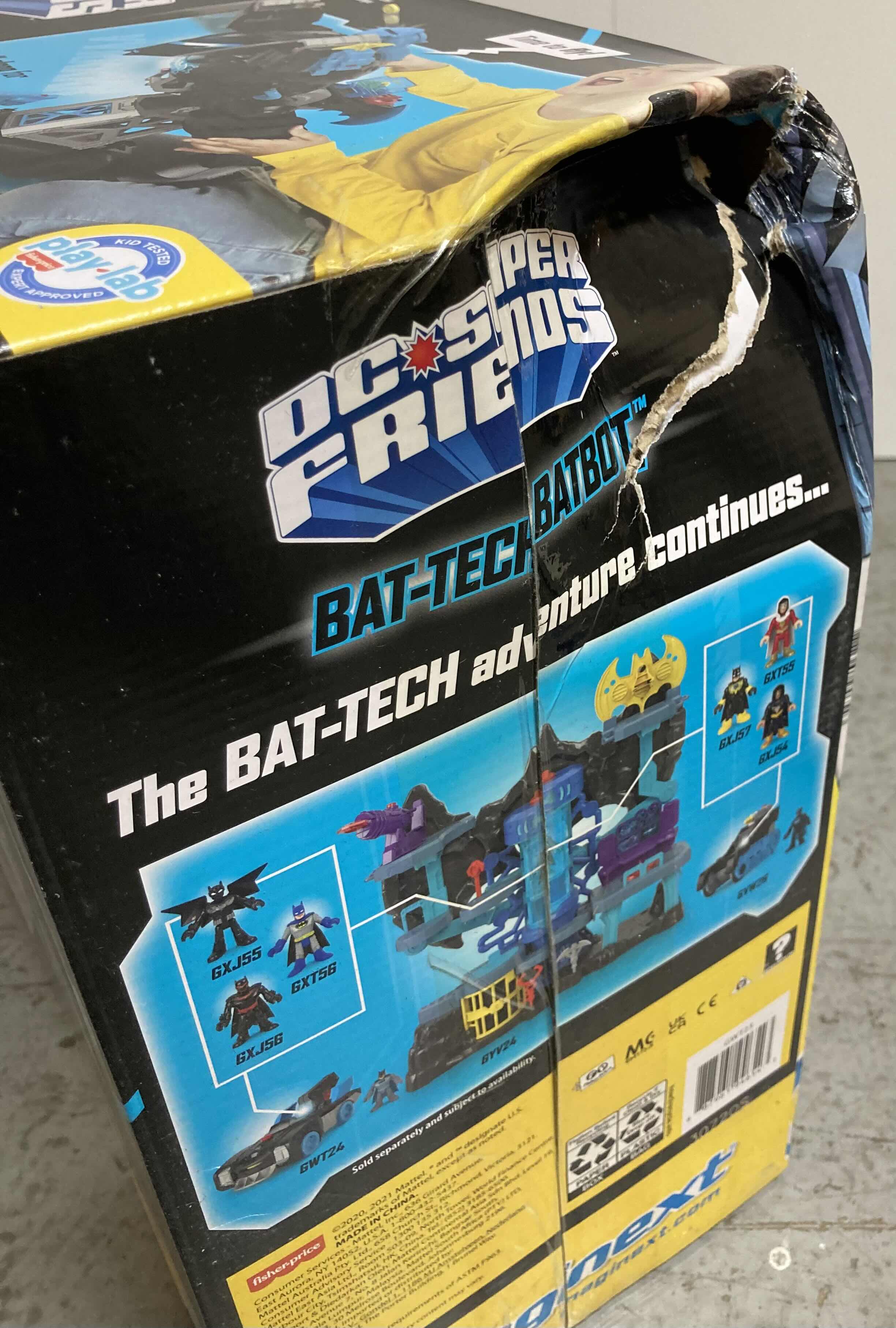 Photo 1 of FISHERPRICE DC SUPER FRIENDS BATBOT PLAY SET LIGHTS & SOUND 