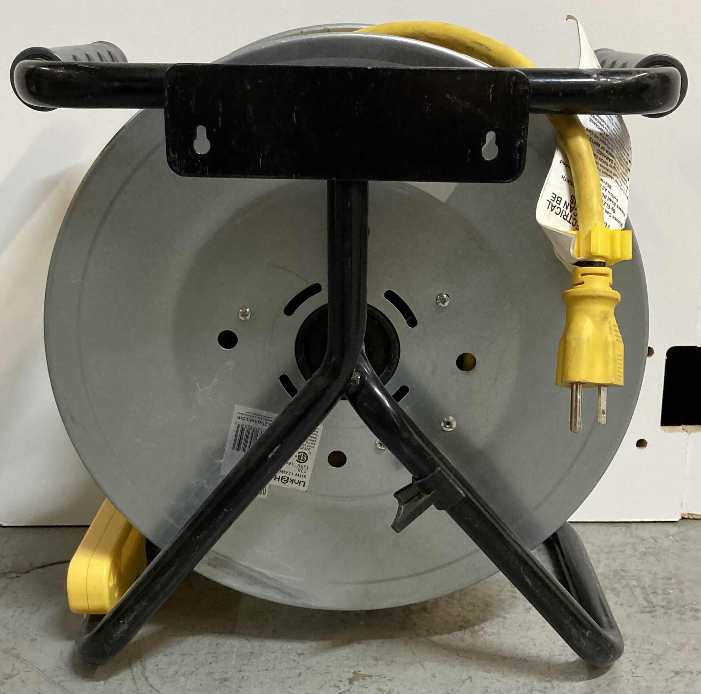 Photo 3 of LINK2HOME EXTENSION CORD STORAGE REEL 4 OUTLETS & OVERLOAD CIRCUIT BREAKER 75’