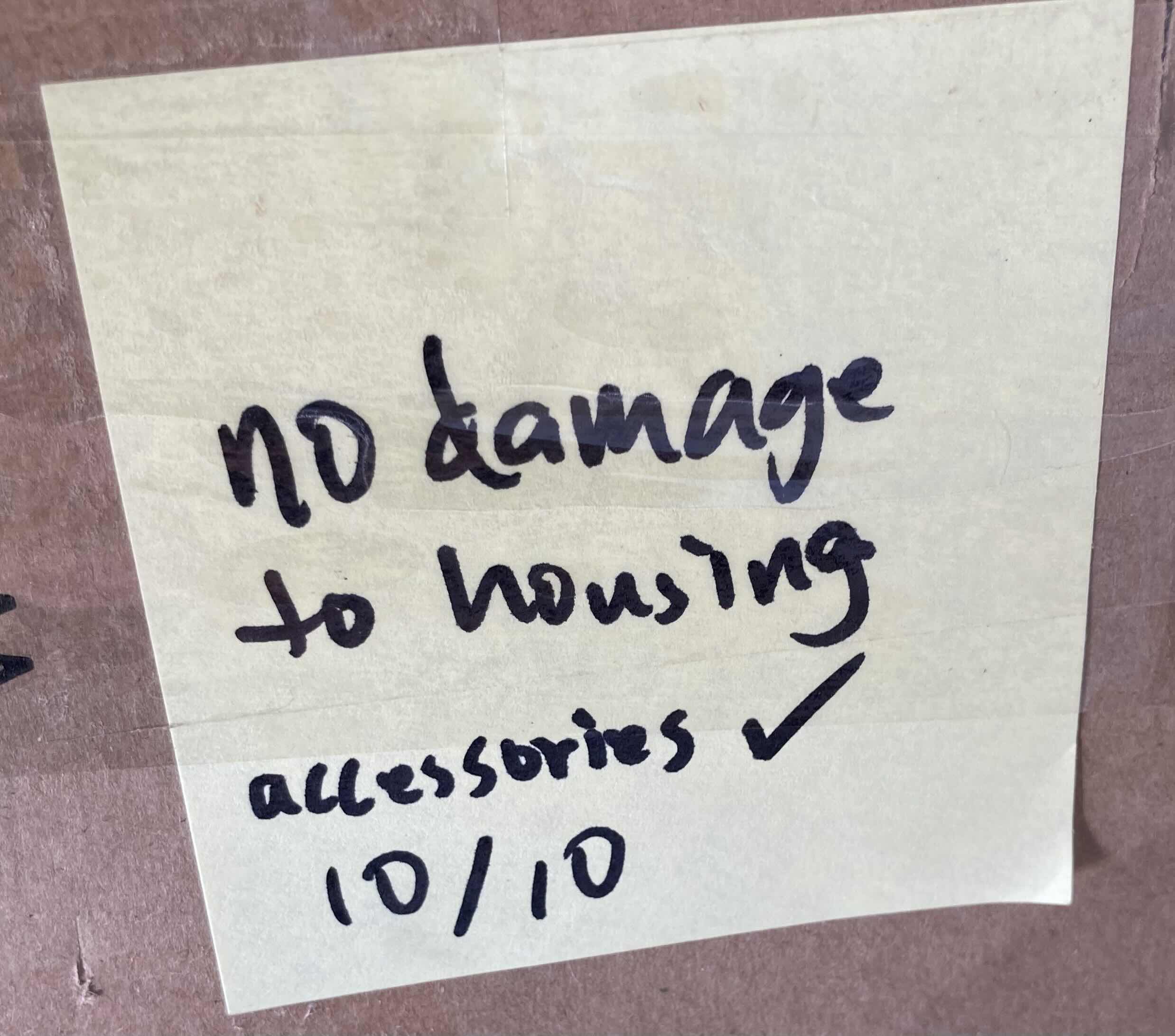 Photo 1 of COMMERCIAL ELECTRIC 4’ BRIGHT WHITE LED WRAP GARAGE/OFFICE LIGHT