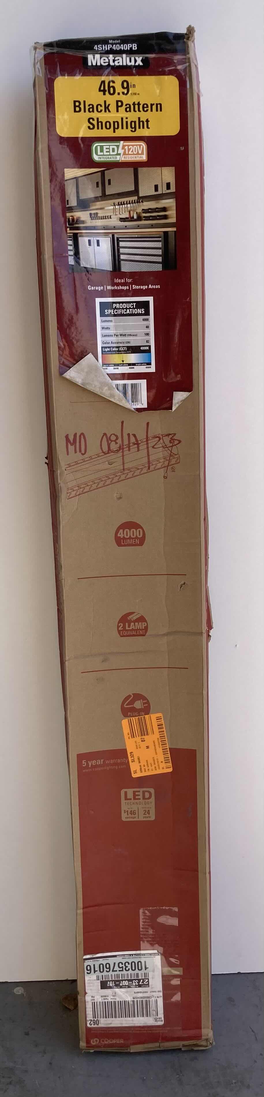 Photo 1 of METALUX SHP BLACK INTERGRATED COOL WHITE LED SHOP LIGHT 4000K MODEL 4SHP4040PB 46.5”