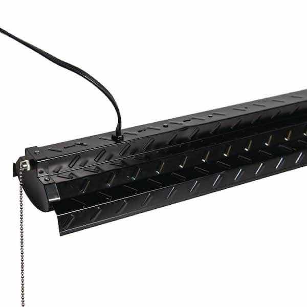 Photo 3 of METALUX SHP BLACK INTERGRATED COOL WHITE LED SHOP LIGHT 4000K MODEL 4SHP4040PB 46.5”
