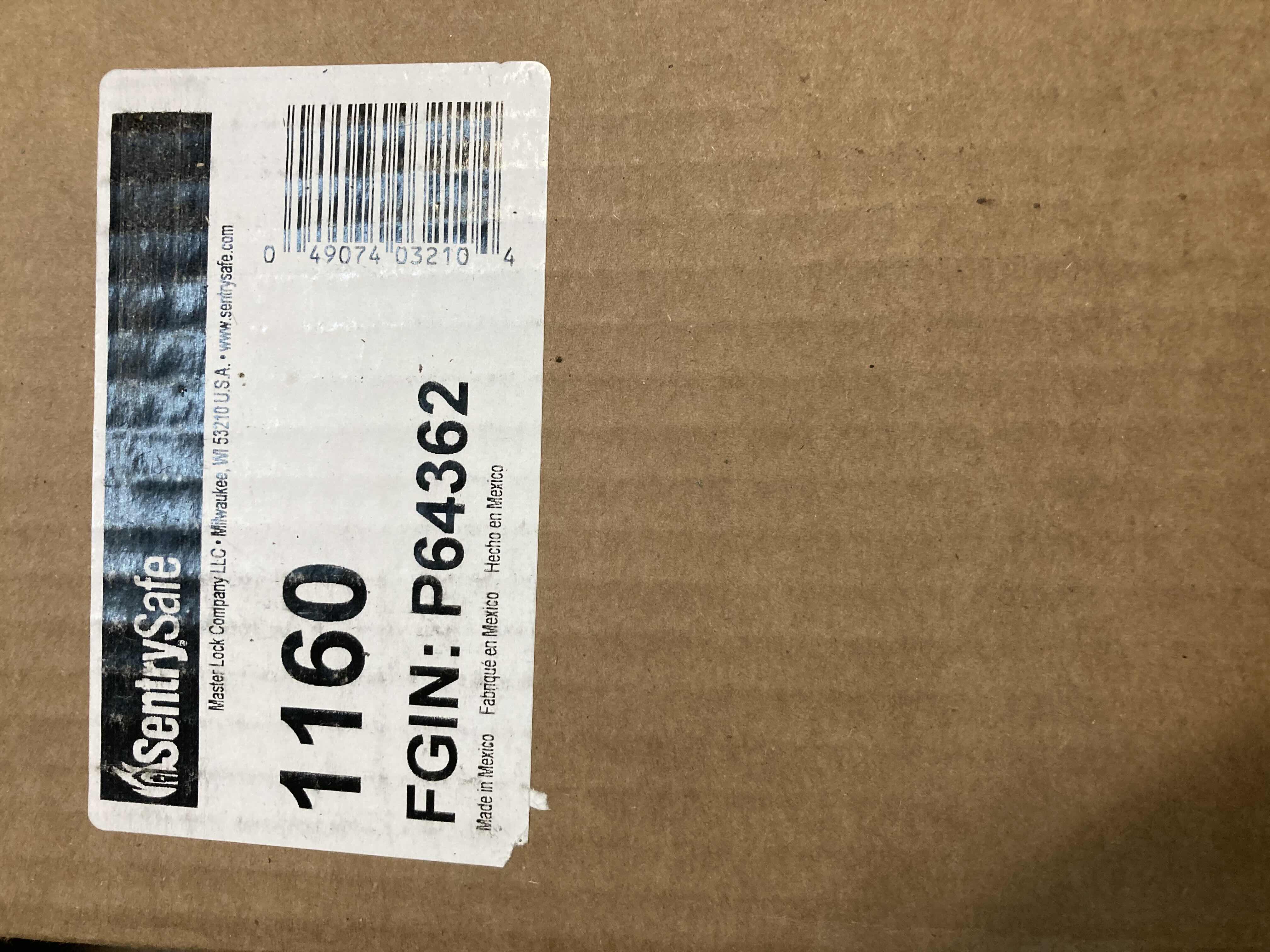 Photo 1 of SENTRYSAFE FIRE RESISTANT LOCK KEY SAFE BOX MODEL P64362