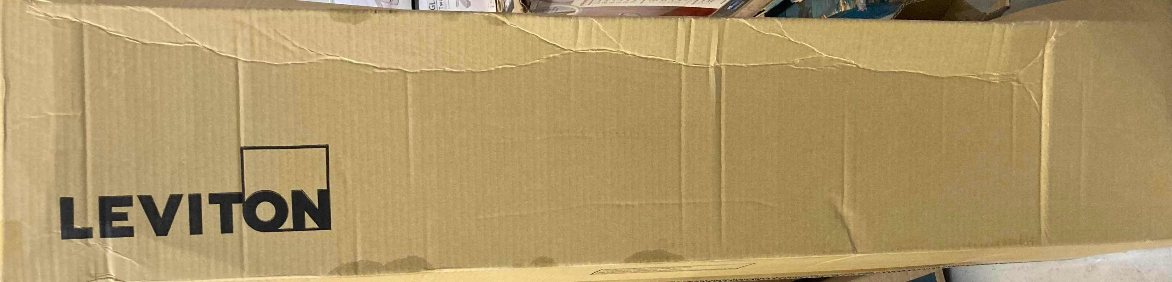 Photo 1 of LEVITON VERT DUCT FRONT ONLY CHANNEL MODEL 4980L-VFO 5” X 4” H80”