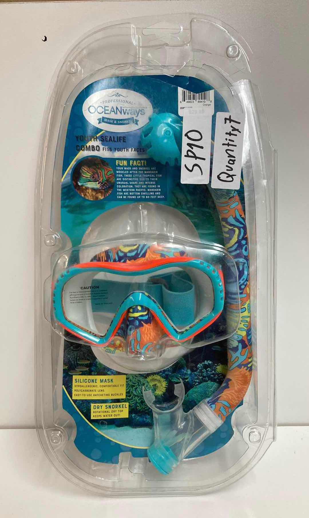 Photo 1 of PROFESSIONAL OCEAN WAYS SEALIFE YOUTH SILICONE MASK & SNORKEL COMBO