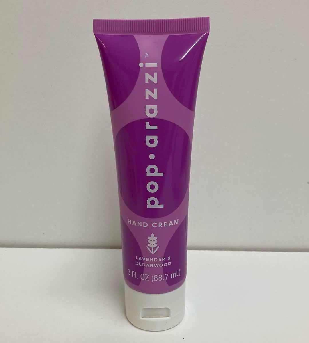 Photo 1 of POP ARAZZI LAVENDER & CEDARWOOD HAND CREAM (2 SETS OF 4)