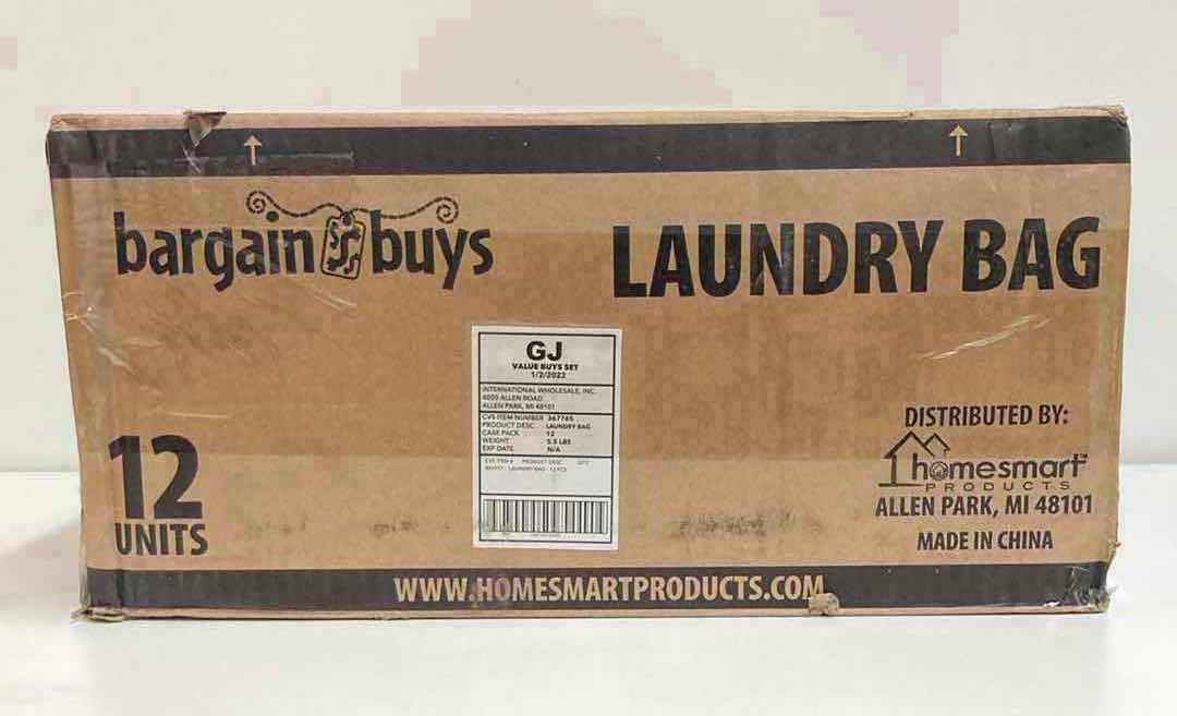 Photo 1 of HOMESMART PRODUCTS LAUNDRY BAGS W ZIPPER 12PK 25” X 7” H25”