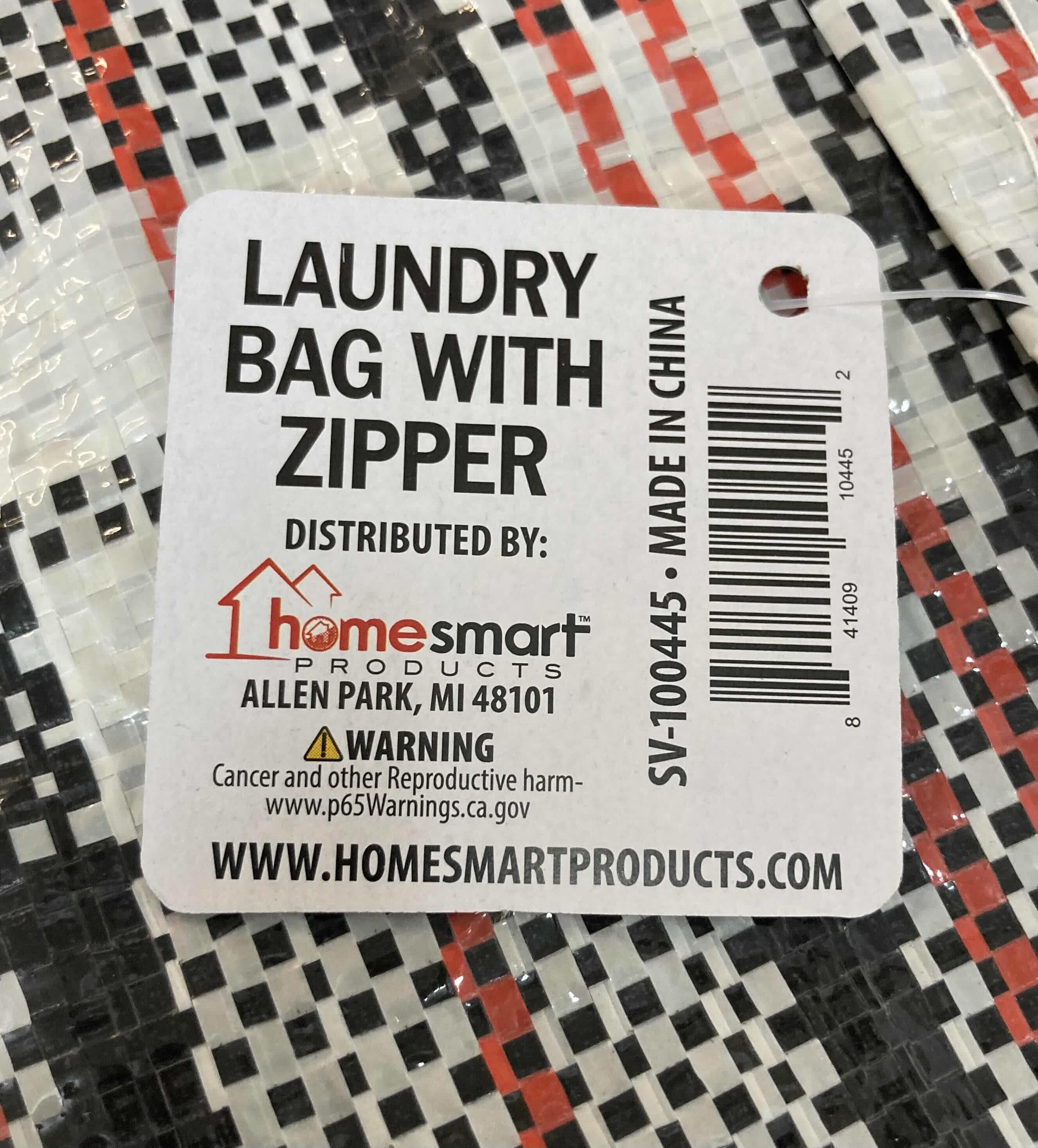 Photo 1 of HOMESMART PRODUCTS LAUNDRY BAGS W ZIPPER 12PK 25” X 7” H25”