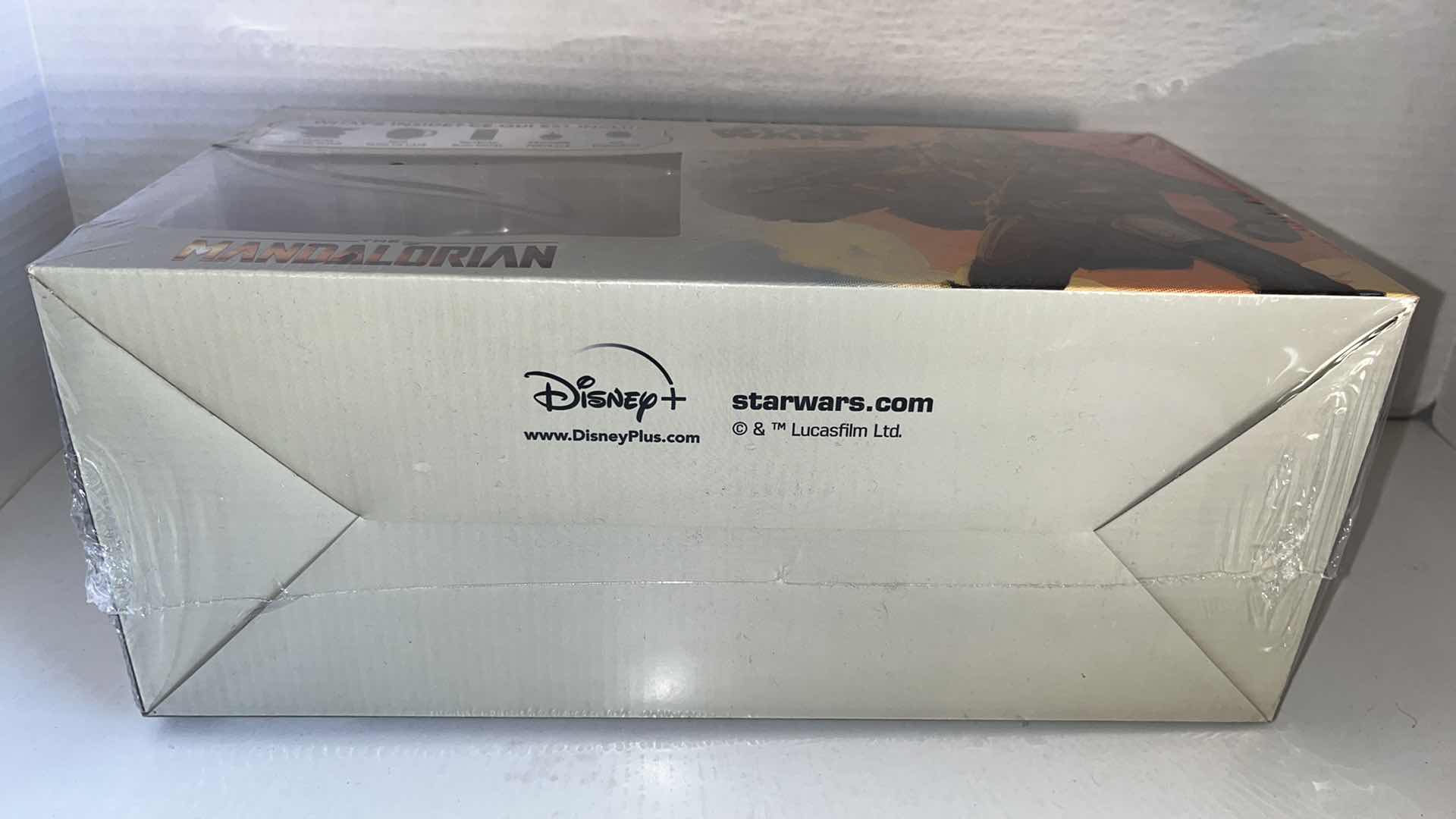 Photo 1 of BRAND NEW DISNEY PLUS STAR WARS THE MANDALORIAN GIFT SET, PLANTER MUG NOTEPAD KEYCHAIN & PIN (1)