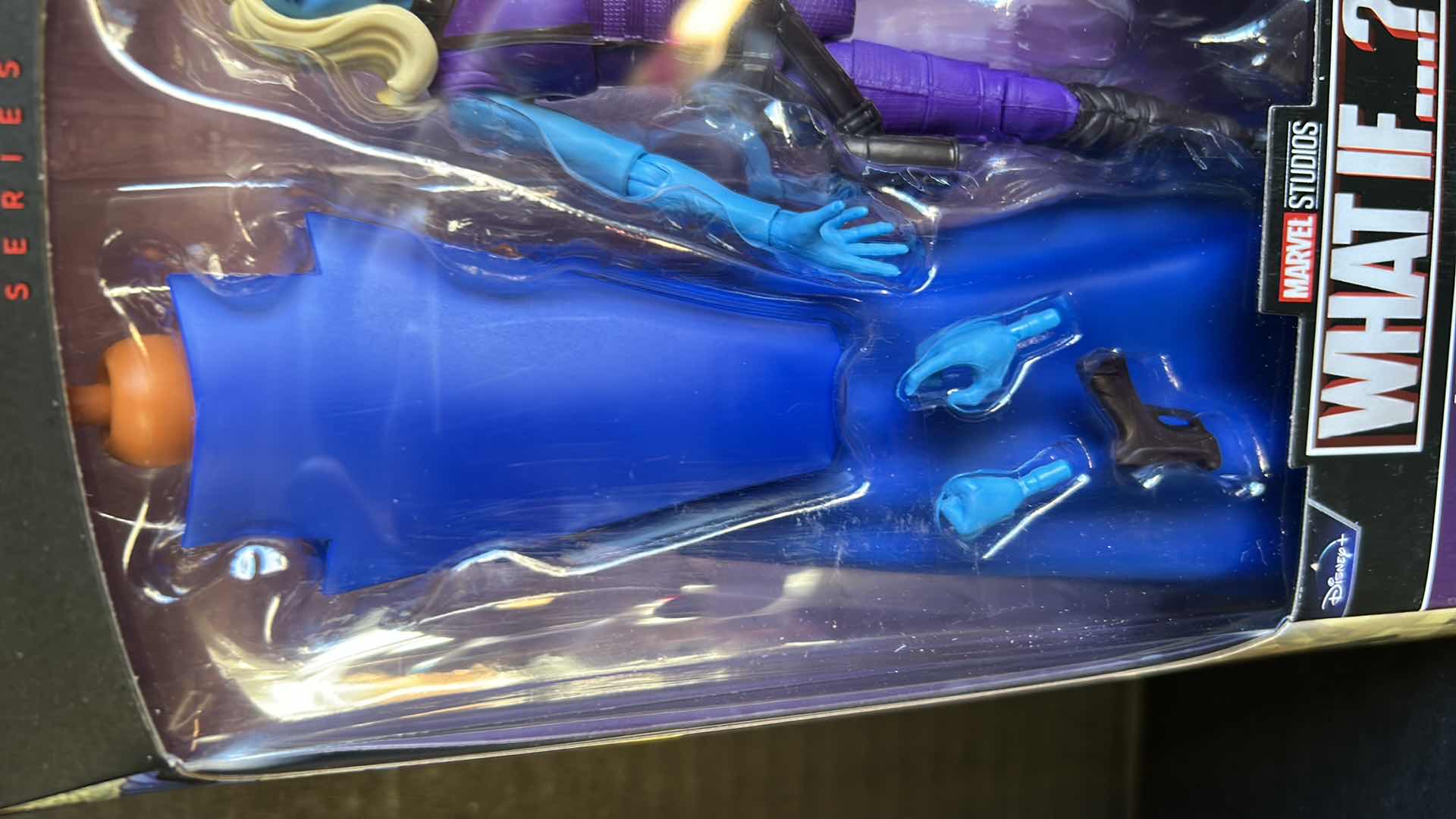 Photo 1 of BRAND NEW MARVEL LEGENDS HEIST NEBULA ACTION FIGURE