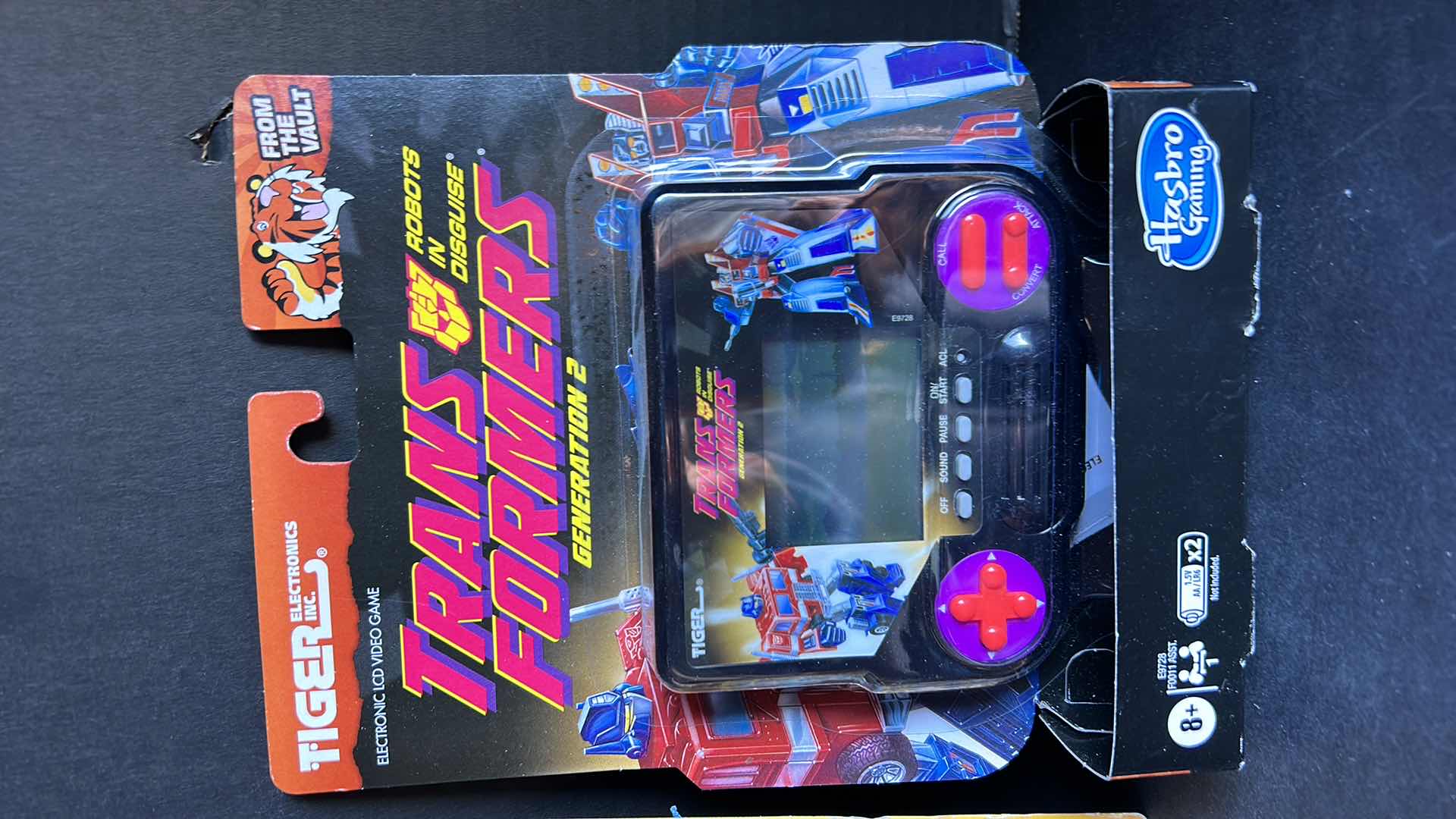 Photo 1 of 2 NEW HASBRO TOYS - TRANSFORMERS KINGDOM WAR FOR CYBERTRON TRILOGY ACTION FIGURES & ELECTRONIC LCD VIDEO GAME
