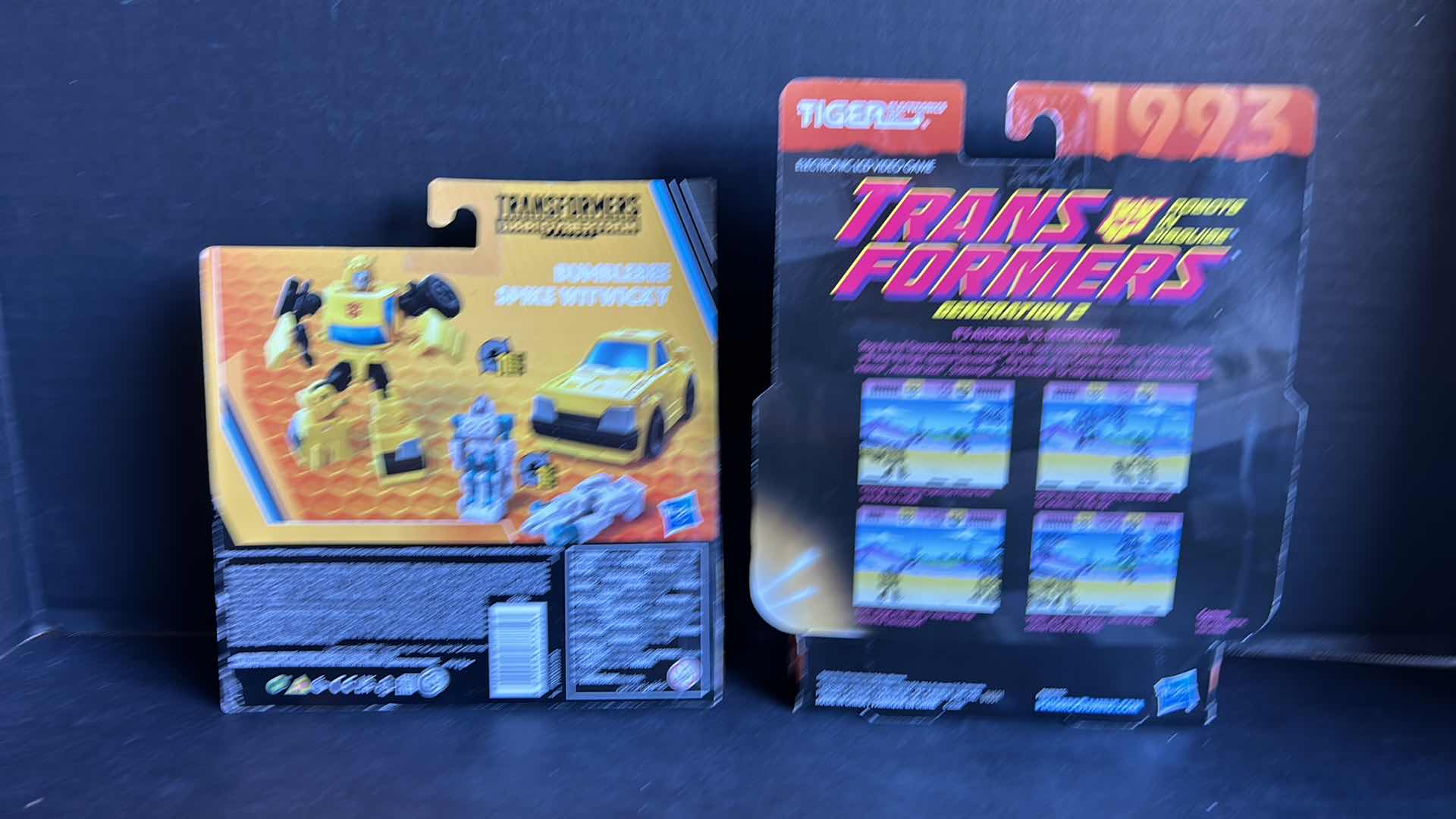 Photo 1 of 2 NEW HASBRO TOYS - TRANSFORMERS KINGDOM WAR FOR CYBERTRON TRILOGY ACTION FIGURES & ELECTRONIC LCD VIDEO GAME