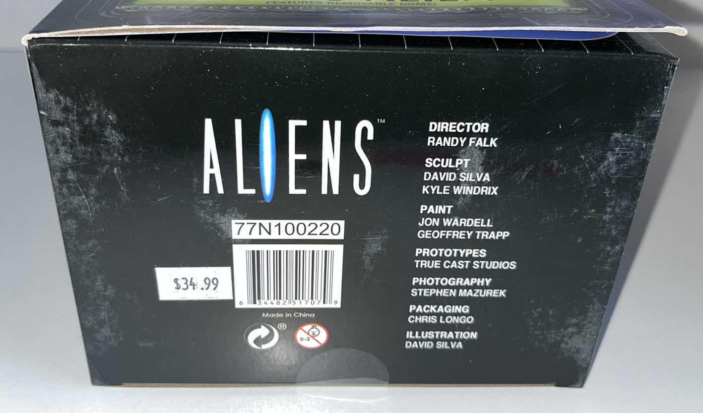 Photo 1 of BRAND NEW NECA ALIENS “RHINO ALIEN” W REMOVABLE DOME $35.00 (1)