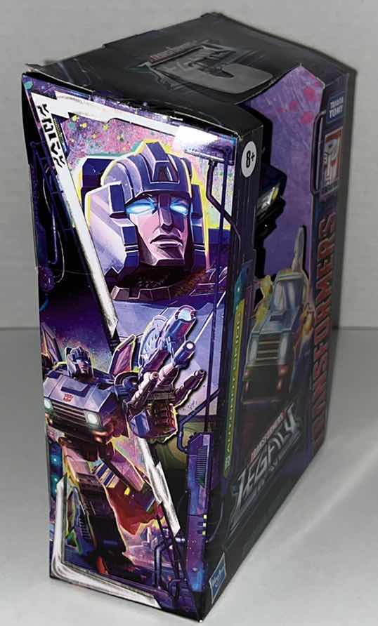 View 2 of BRAND NEW HASBRO TAKARA TOMY TRANSFORMERS LEGACY, “AUTOBOT SKIDS” (1)