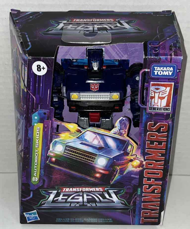 View 1 of BRAND NEW HASBRO TAKARA TOMY TRANSFORMERS LEGACY, “AUTOBOT SKIDS” (1)