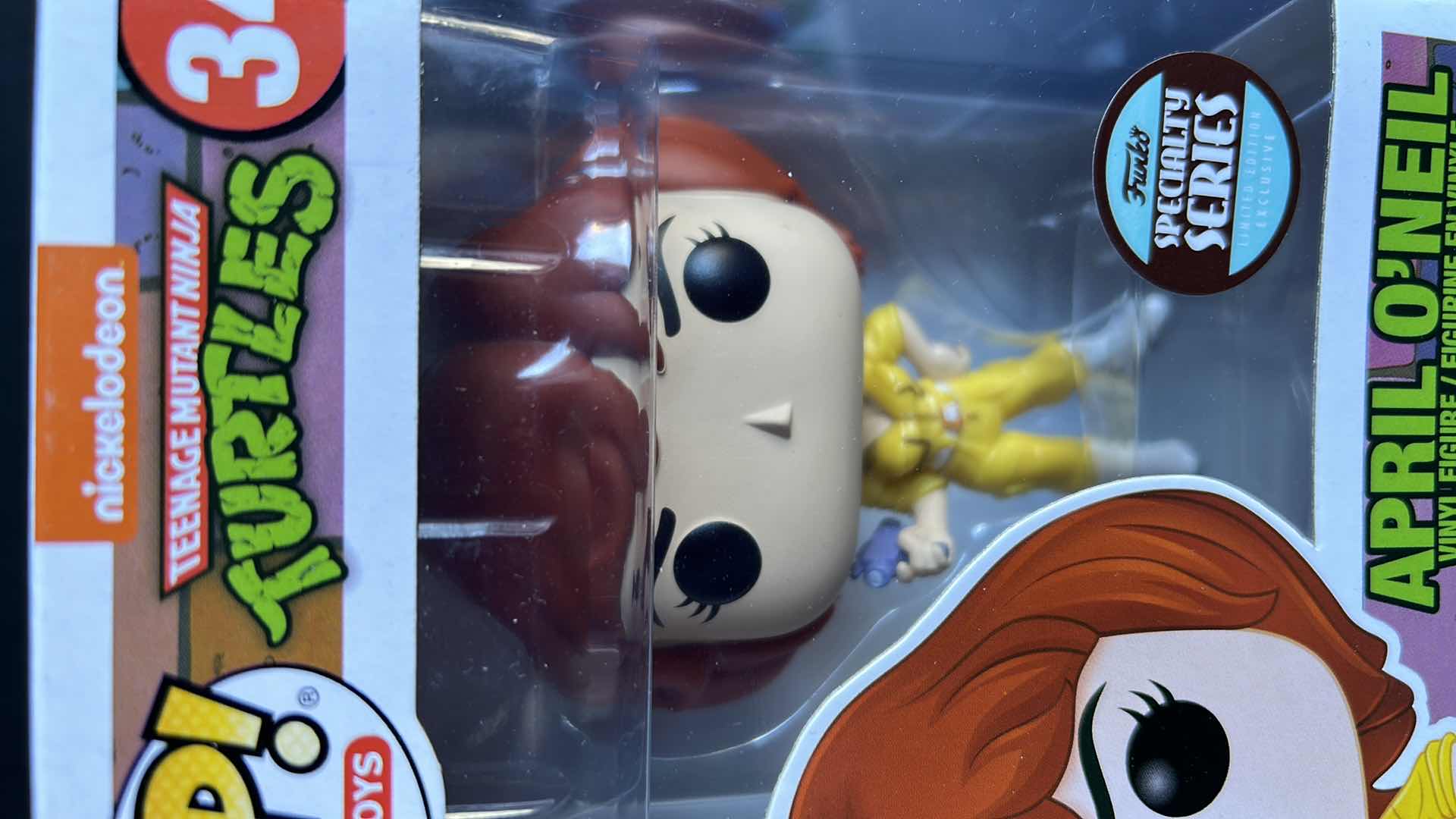 Photo 1 of POP MOVIES TEENAGE MUTANT NINJA TURTLES 34 APRIL O’NEIL VINYL FIGURE