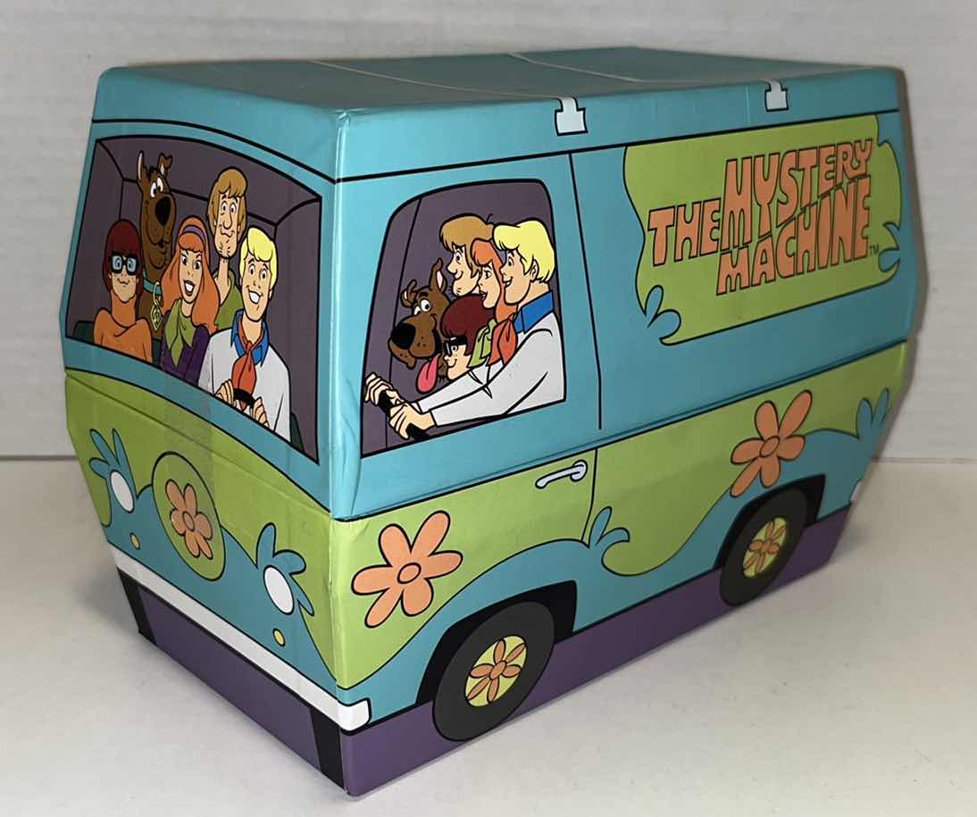 Photo 1 of NEW BIOWORLD SCOOBY-DOO MYSTERY MACHINE 3 PAIR CREW SOCK SET (1)