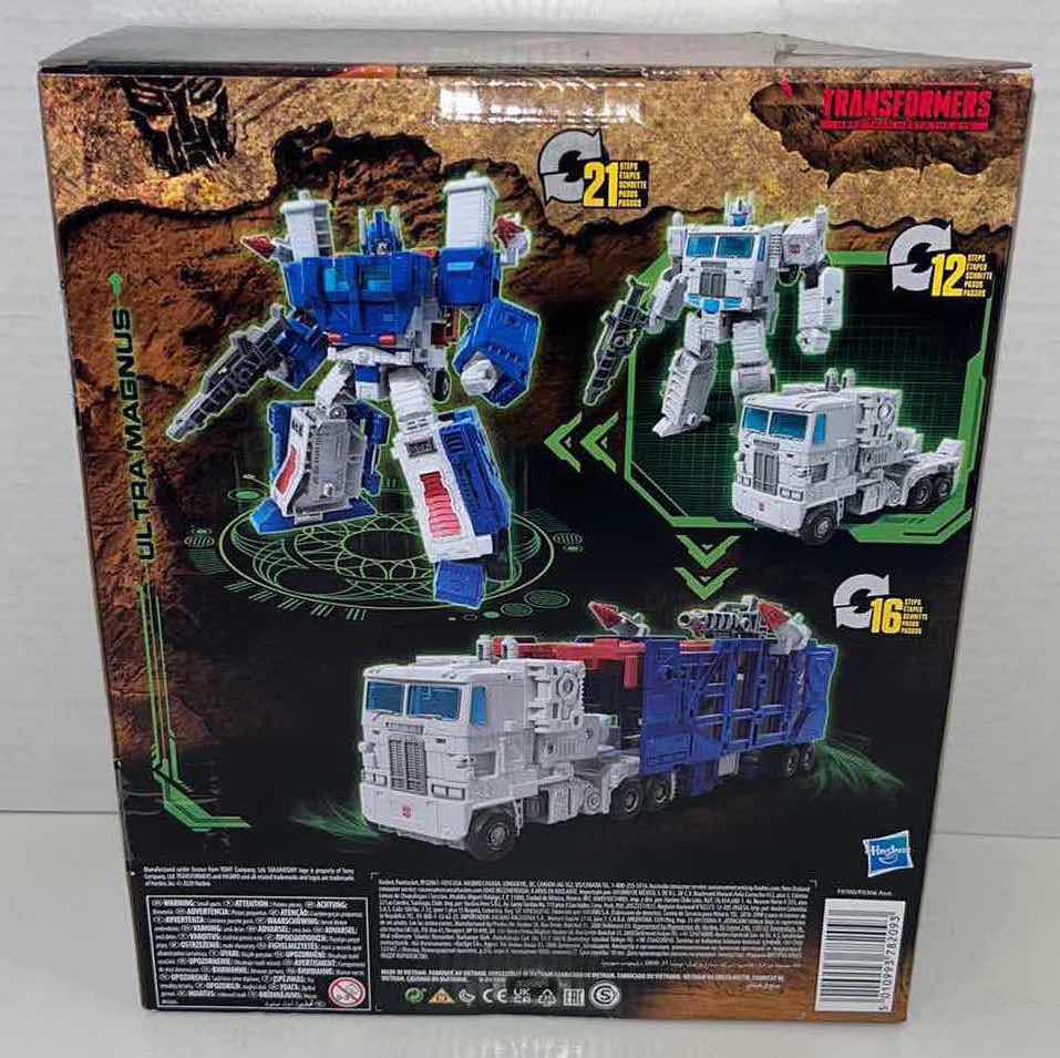 Photo 1 of NEW HASBRO TAKARA TOMY TRANSFORMERS KINGDOM WAR FOR CYBERTRON TRILOGY, “ULTRA MAGNUS” $60.00