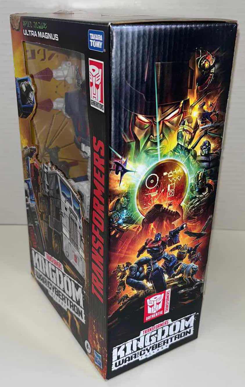 Photo 1 of NEW HASBRO TAKARA TOMY TRANSFORMERS KINGDOM WAR FOR CYBERTRON TRILOGY, “ULTRA MAGNUS” $60.00